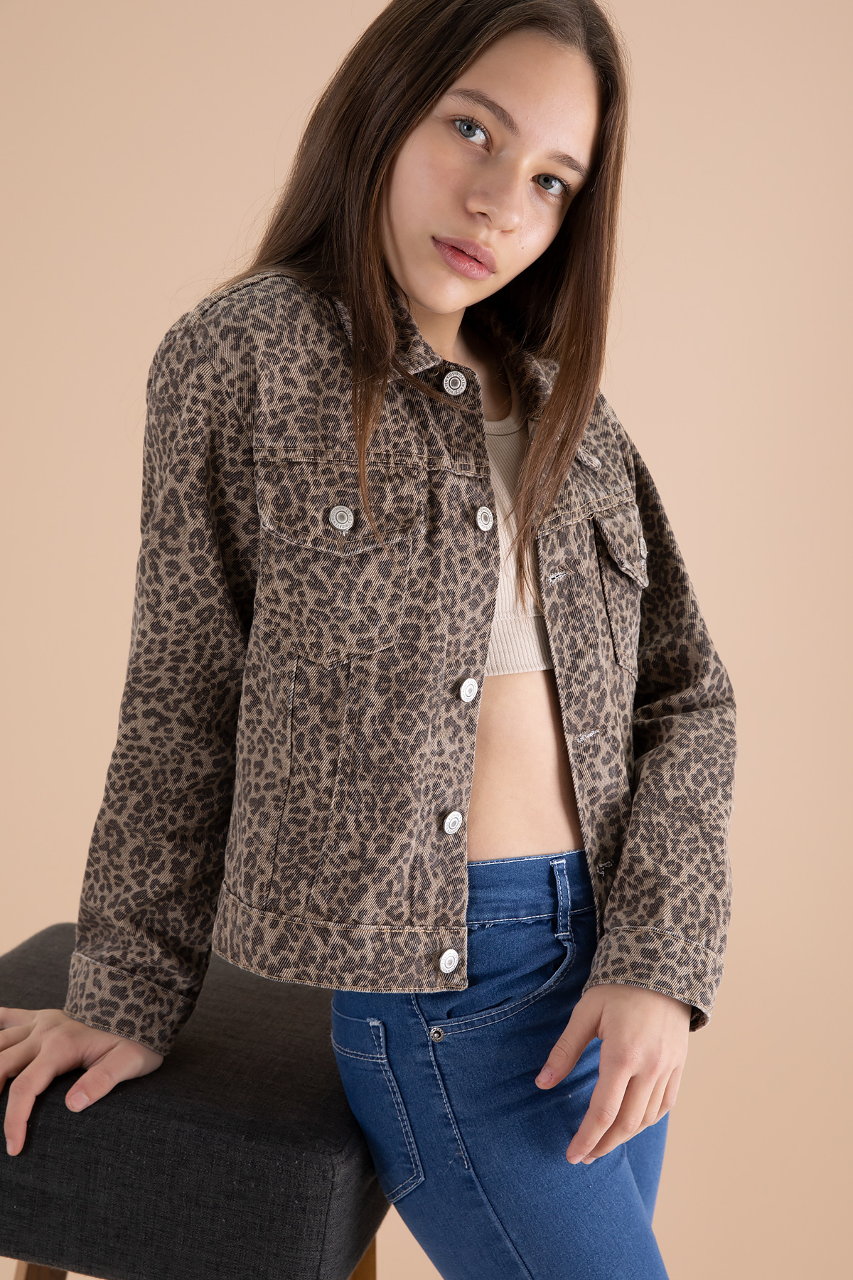 Cansın Mini  Kahve Leopar Desenli Kız Çocuk Düğmeli Jean Ceket 20144 - Görsel 3