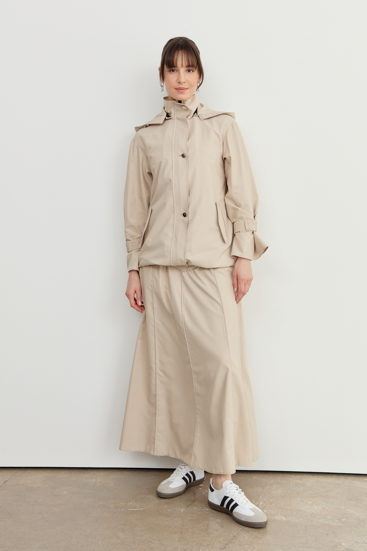 Fatma Atasoy-Midi Raincoat with Stopper Trench Stone 4