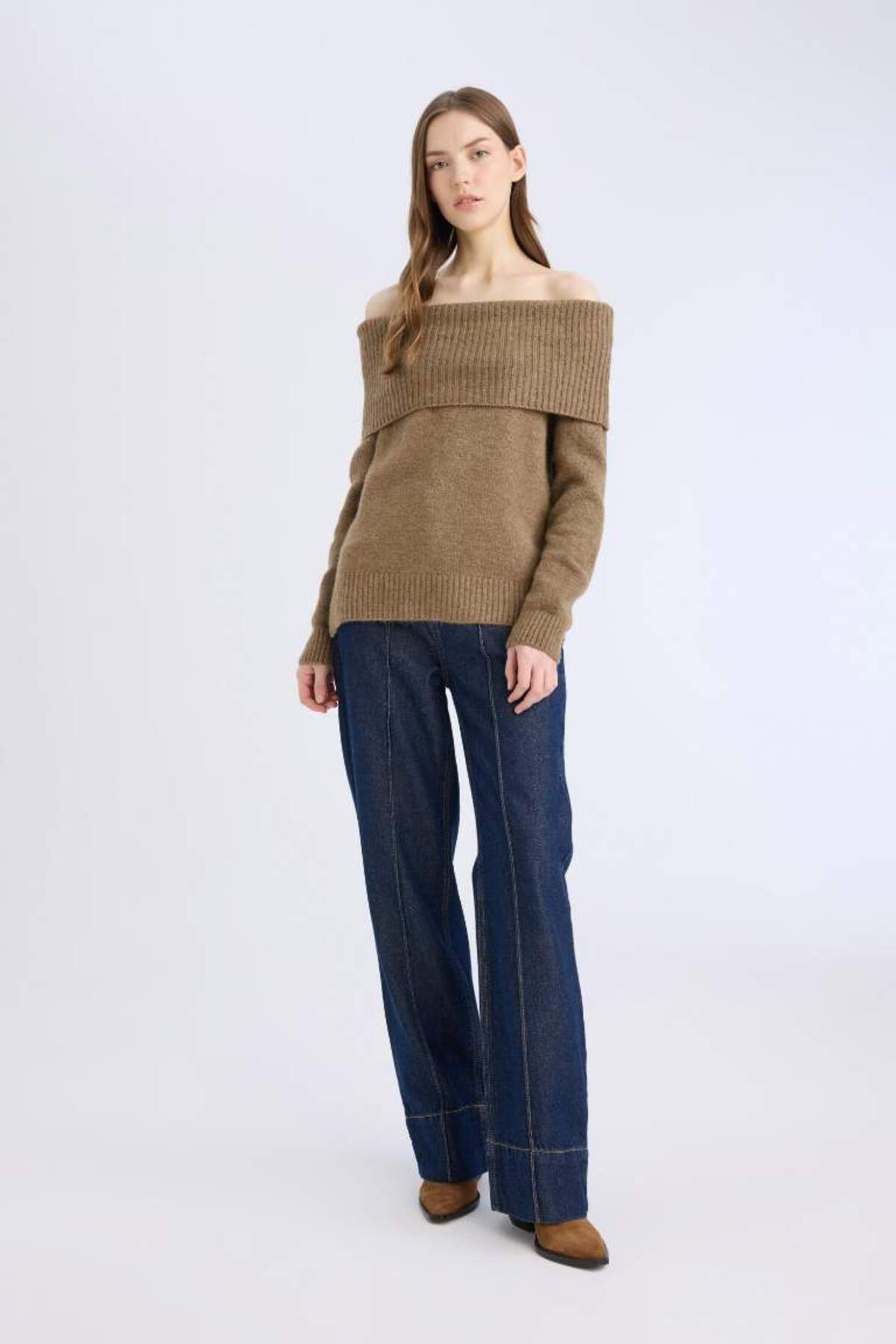complete the look image