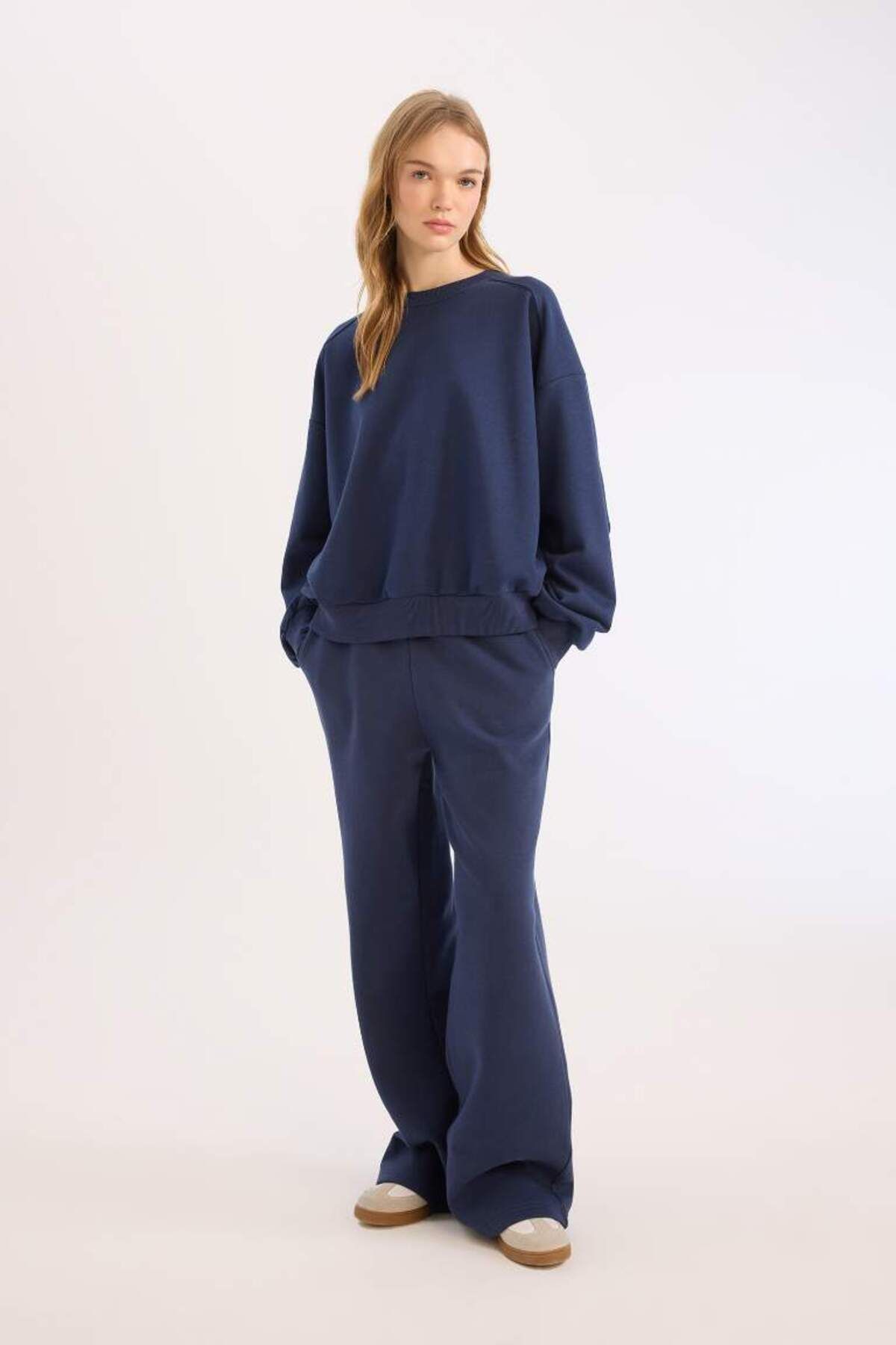 DeFacto-Cool Wide Leg and Elastic Waist Sweatpants - B3345Ax25Sp 2