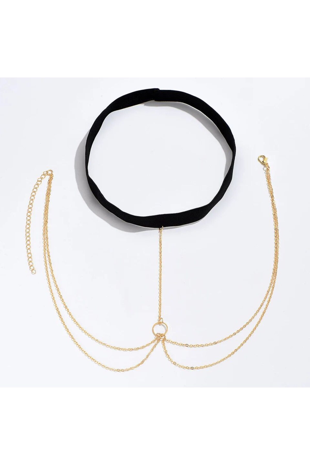 Genel Markalar Şıklığınızı Tamamlayacak Zarif Altın Zincirli Bacak Aksesuarı