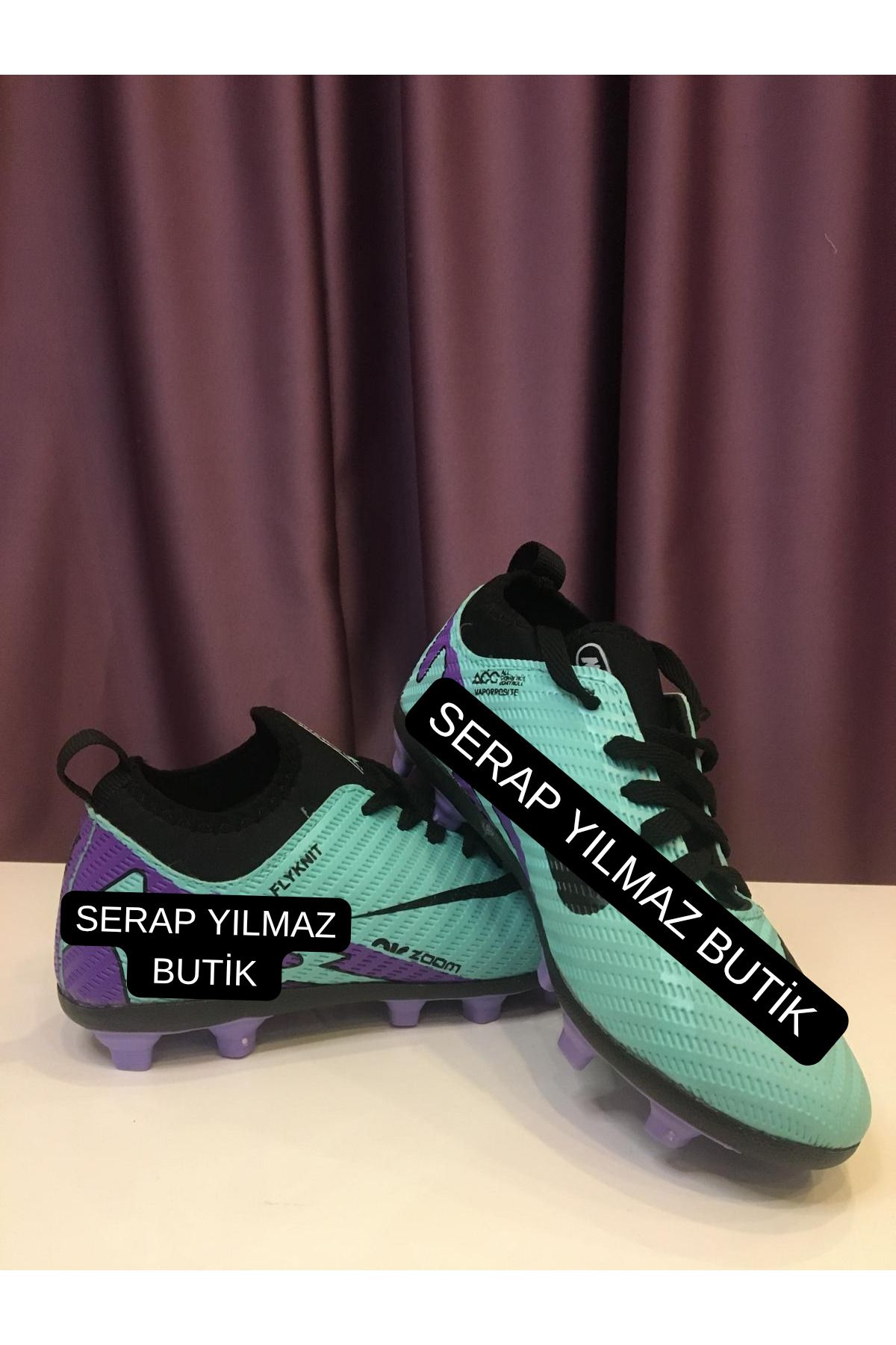 Serap Yılmaz Butik Bilekli Çoraplı Dişli Krampon - Futbol Ayakkabısı (1 NUMARA BÜYÜK TERCİH ETMENİZ ÖNERİLİR.)