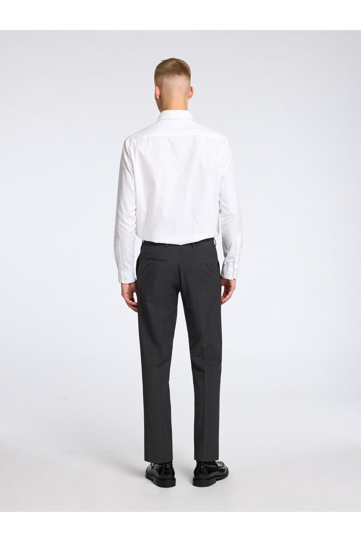 complete the look image