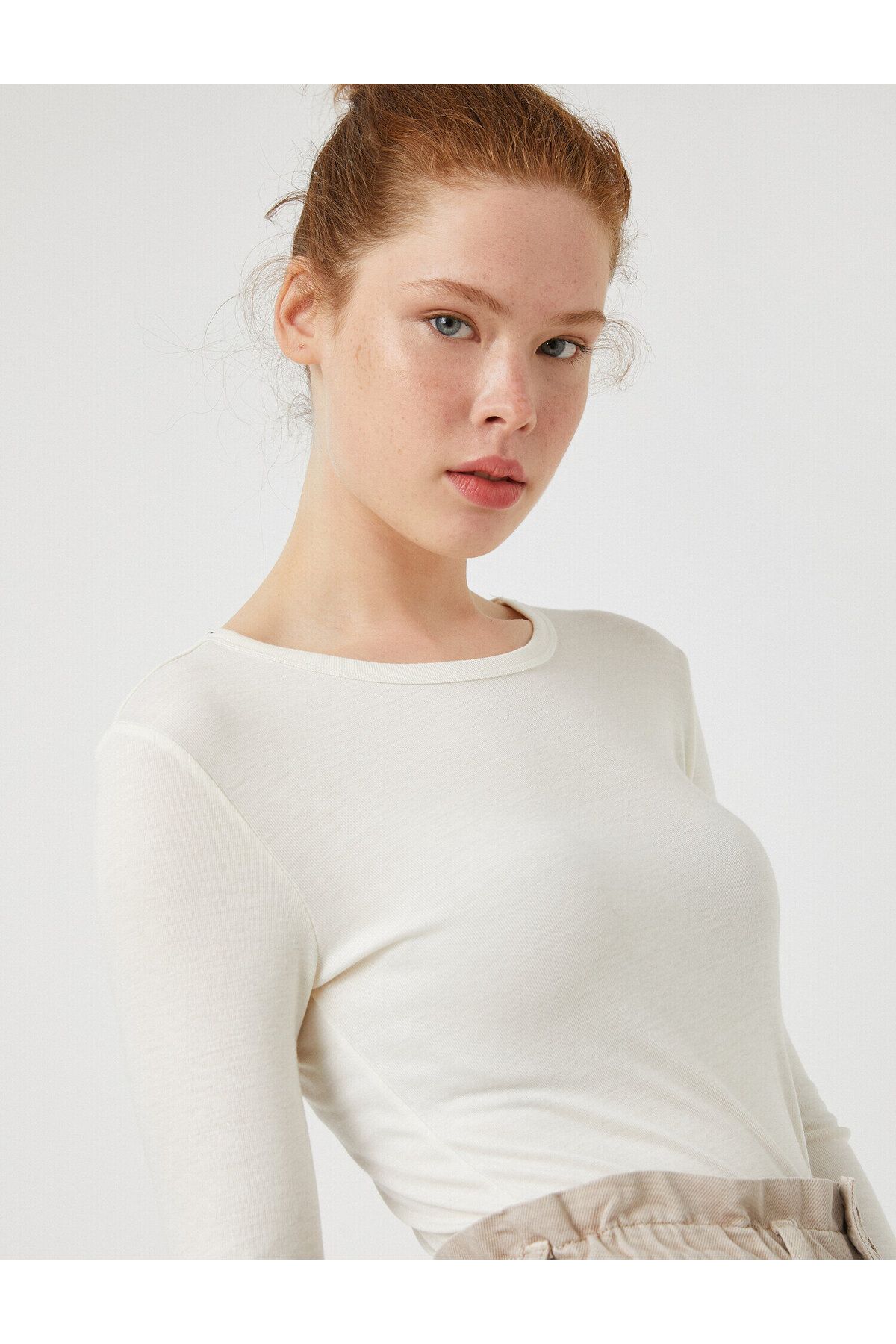 Koton-Crop Sweater Crew Neck 2