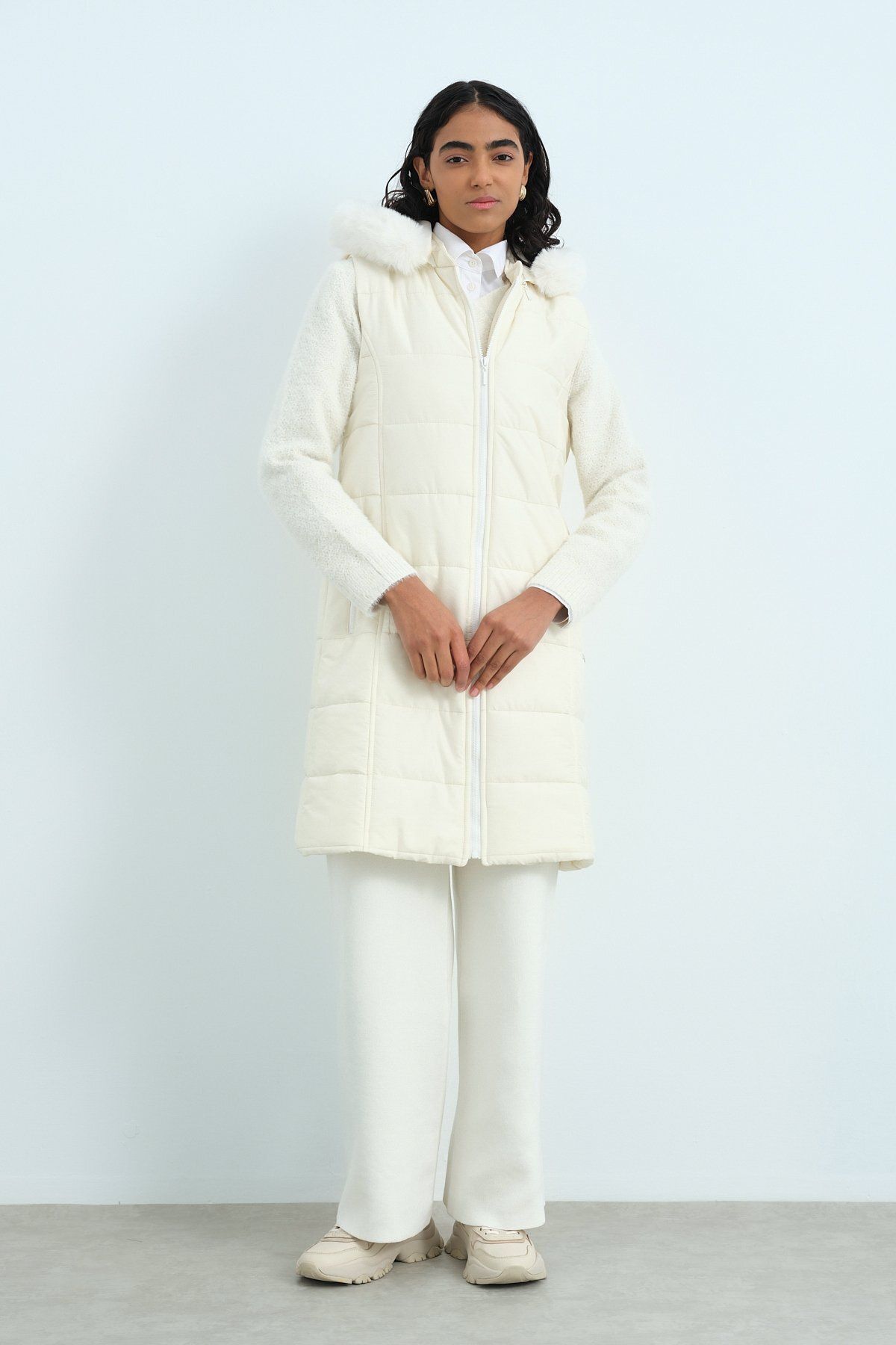 Nihan-Quilted Vest - Ecru Color 2