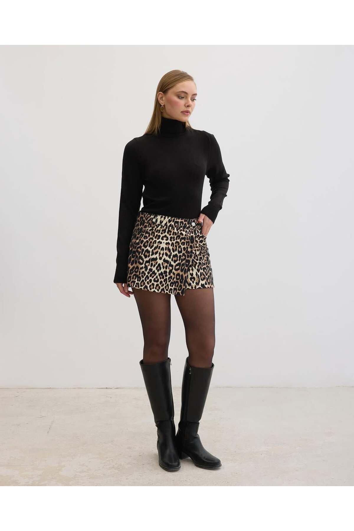 ZELIS BOUTIQUE Leopar Şort Etek