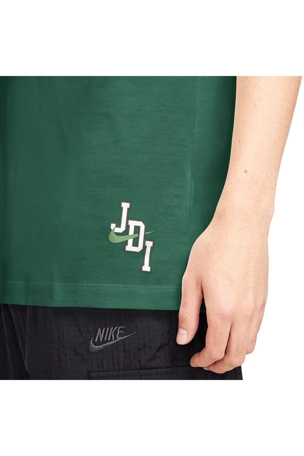 Nike-Nike Fz5377 Jdi 365 Sportswear T-Shirt 3