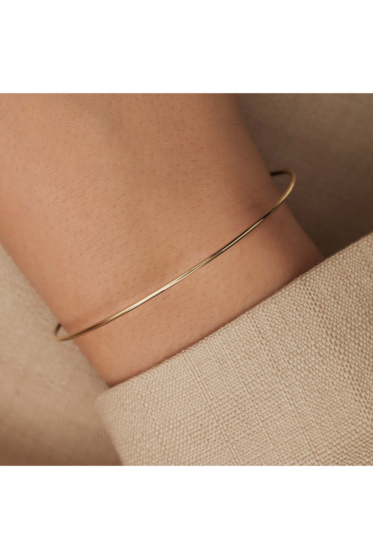 Isabel Bernard-Cour D'honneur 14 Karat Armband, Armreif 2