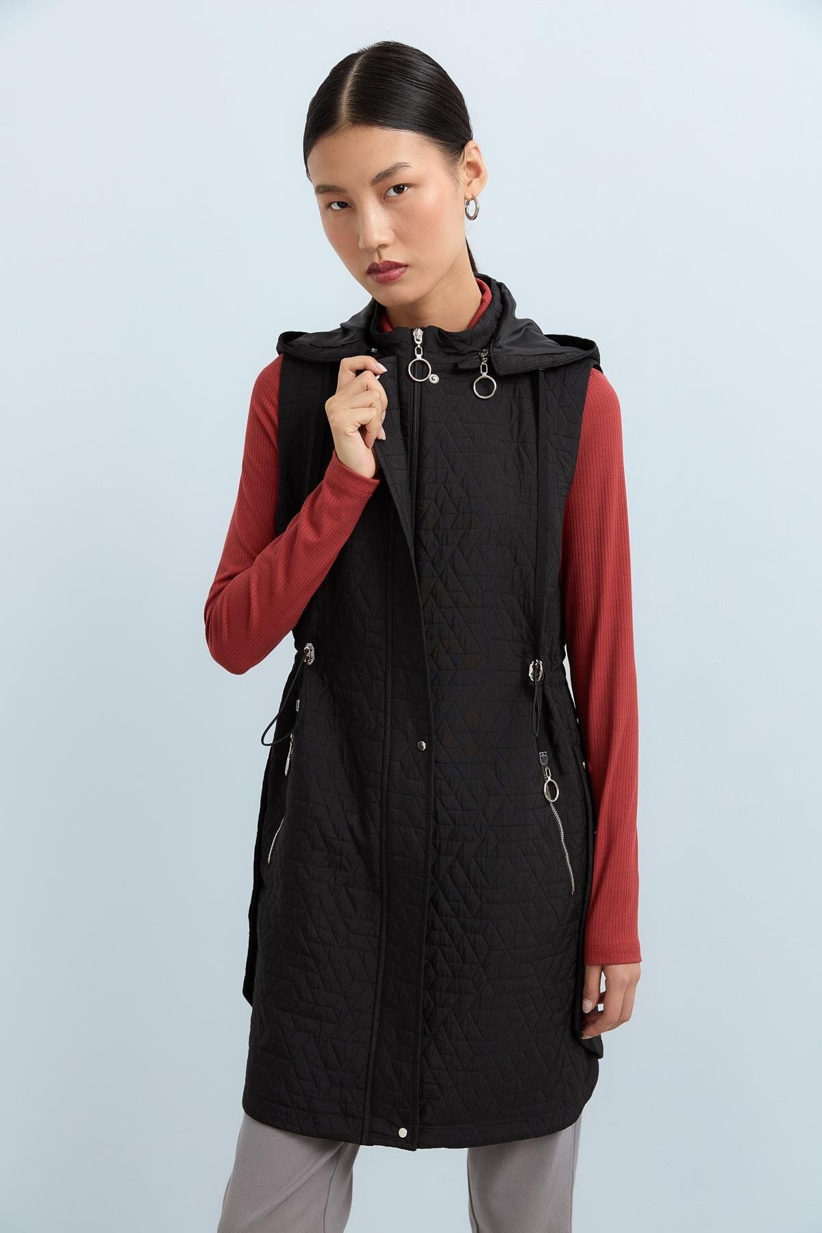 Nihan-Thin Quilted Accessory Detailed Sports Vest Black 4