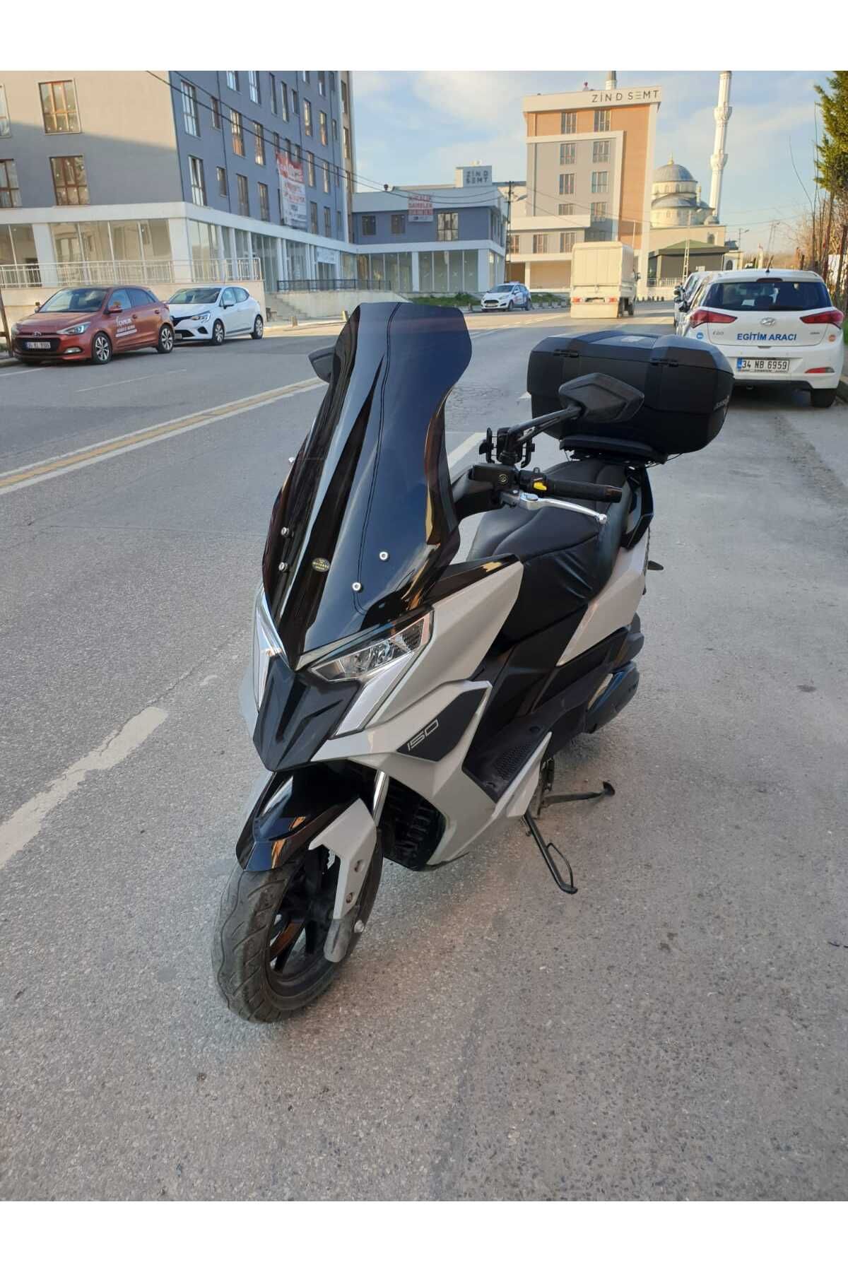 Kymco Dink R 150 Siperlik Ön Cam 2023-2025 Model 68cm Siyah Renkli 4mm