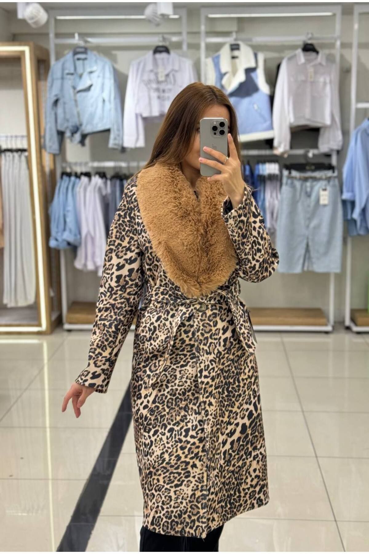 KASİDE-Bird Patterned Fur Spoon Coat 1