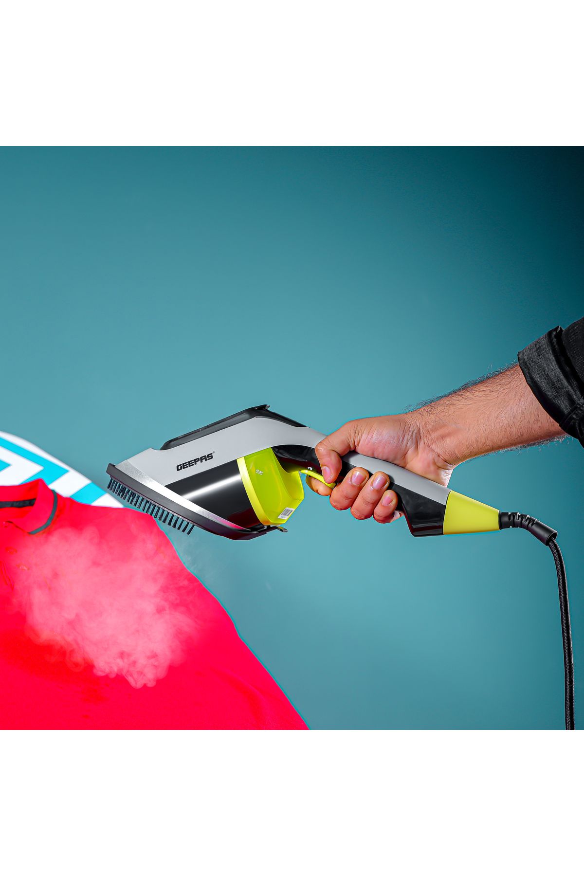 Geepas-Handheld Garment Steamer-170 ml Capacity/ Grey- Ggs25019 3