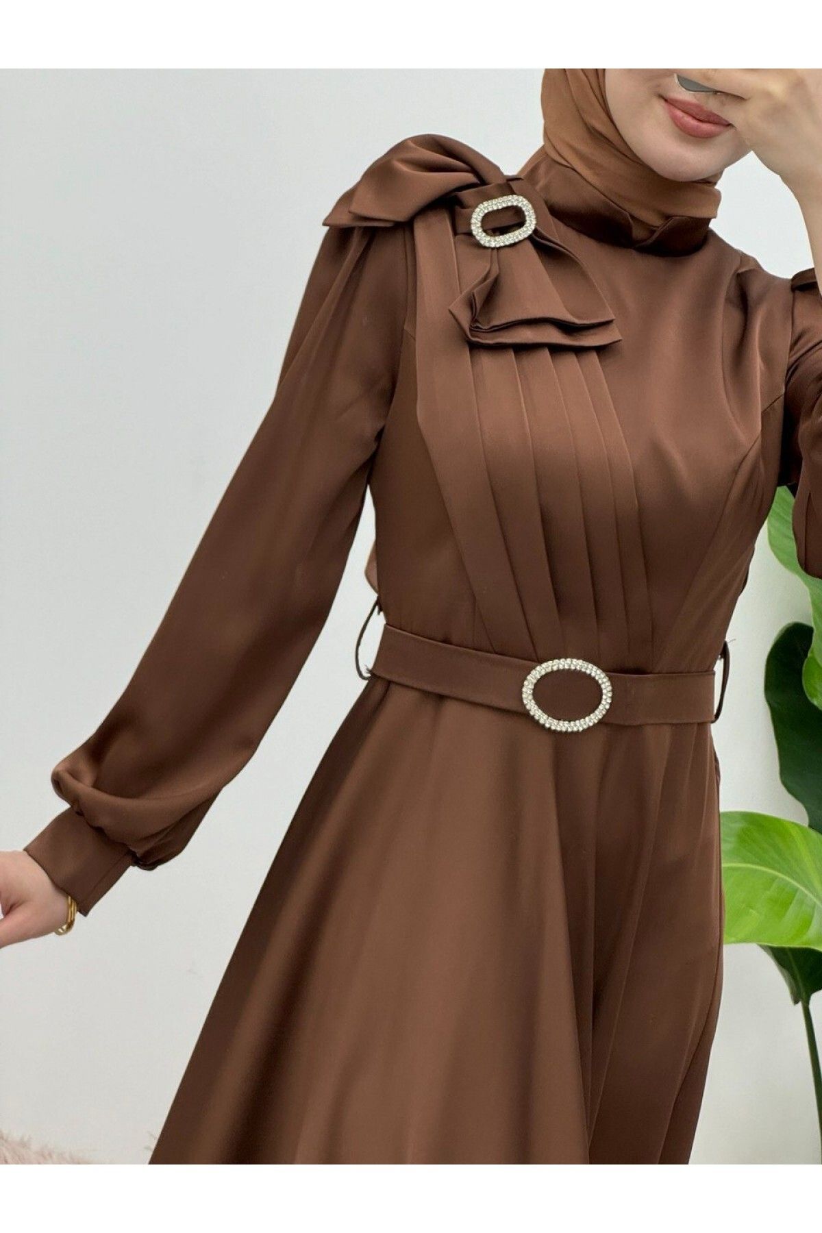 Modamorfo-Satin Evening Dress with Brooch and Bow and Stone Belt -Brown 2