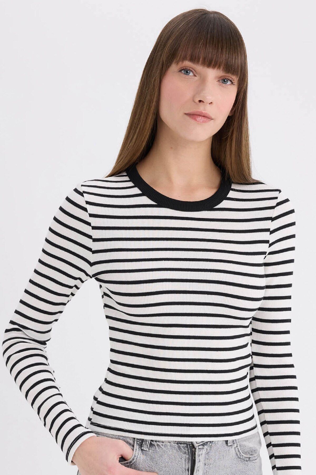 تیشرت آستین بلند یقه راه راه Slim Fit Slim Cut Crew