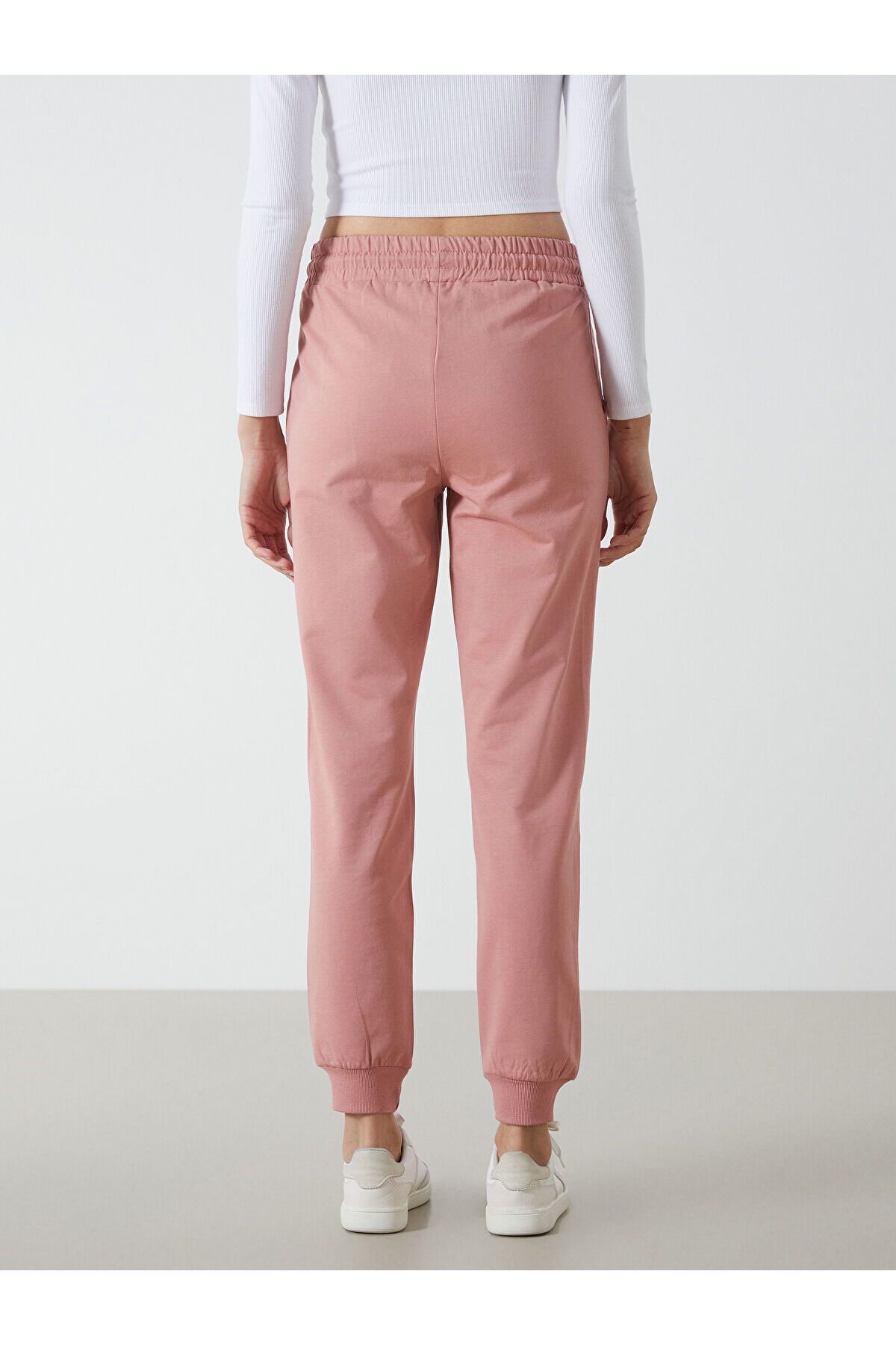 LC Waikiki-Printed Women's Jogger Sweatpants with Elastic Waist 2
