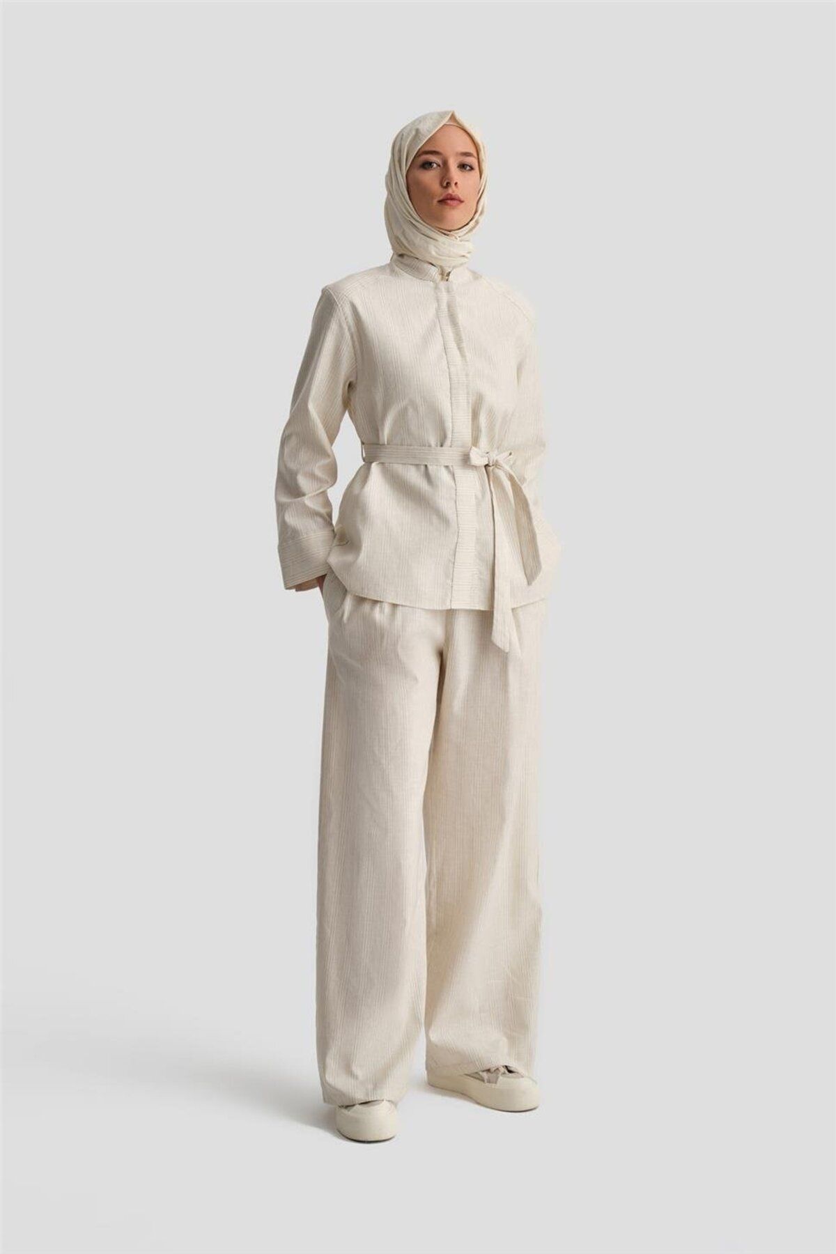 complete the look image