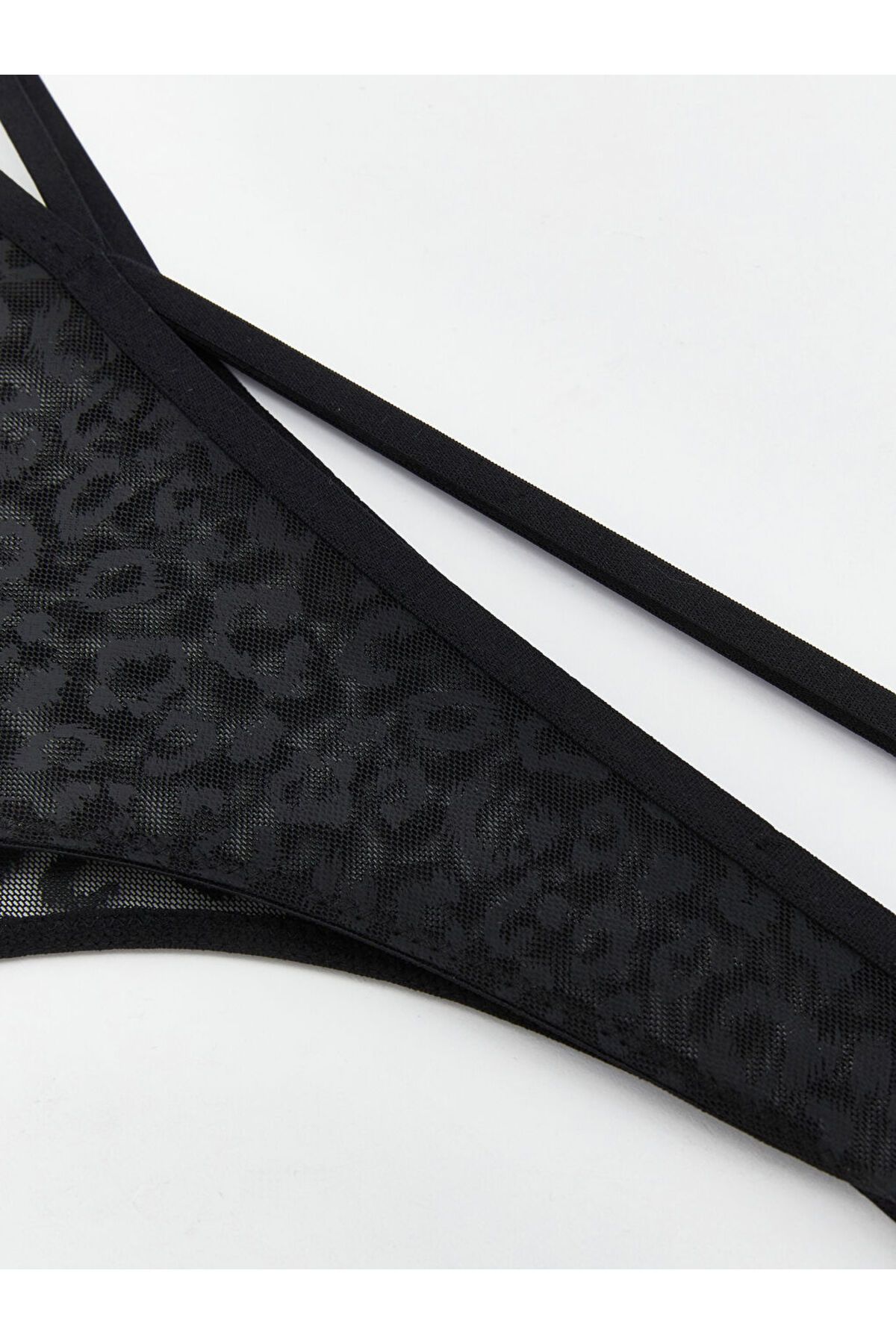 LC Waikiki-Leopard Patterned Lace Fancy Brazilian Panties - W4Ly17Z8 3