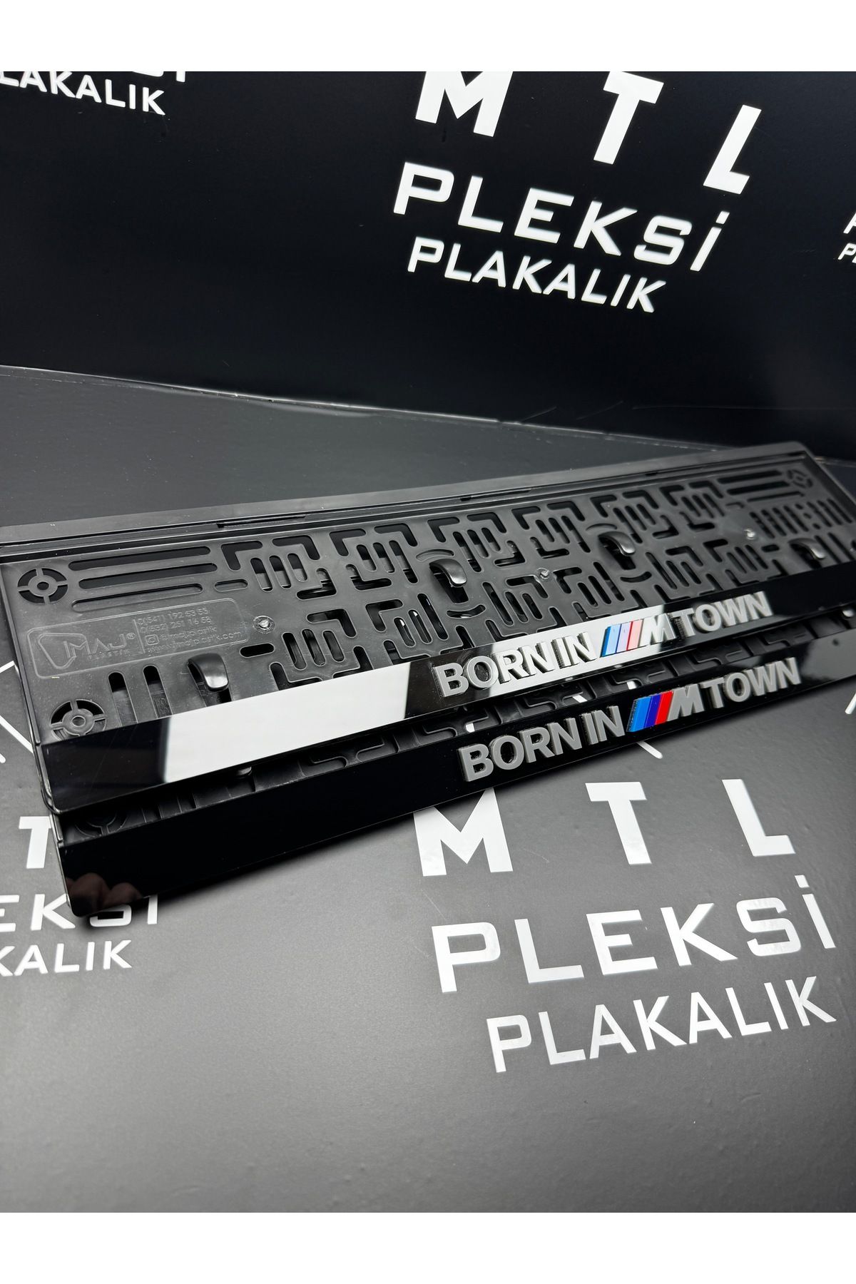 MTL PLEKSİ 2 Adet Born In M Town Plakalık