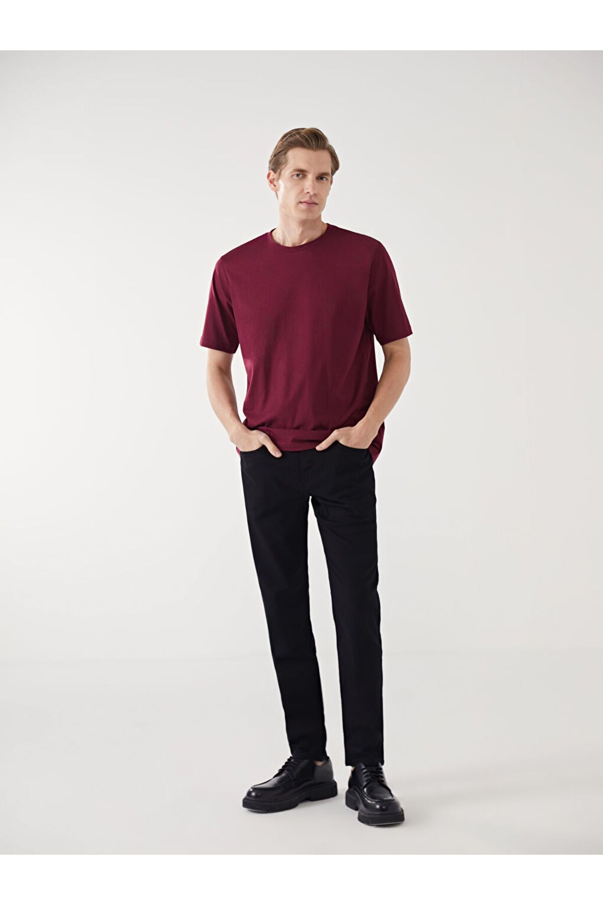 LC Waikiki Yeni Sezon Dar Kalip Erkek Chino Pantolon - S51168Z8