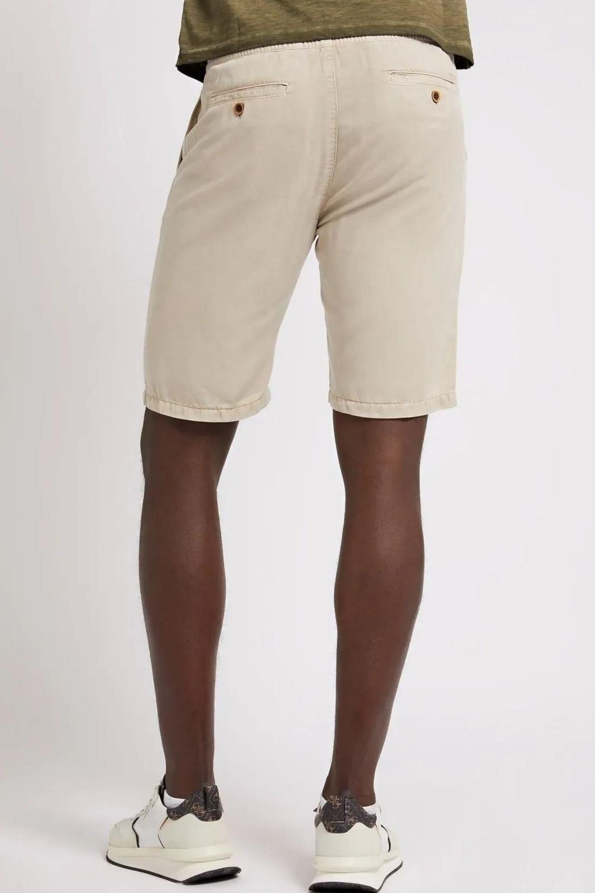complete the look image