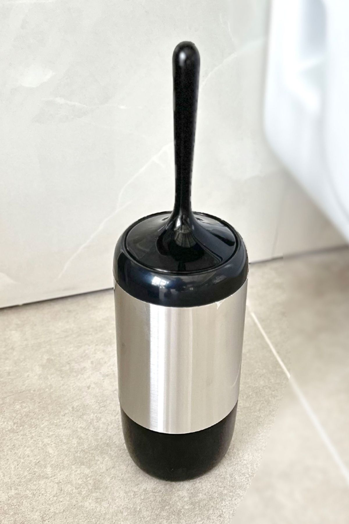 Prima Nova-Black Lima Toilet Brush 2