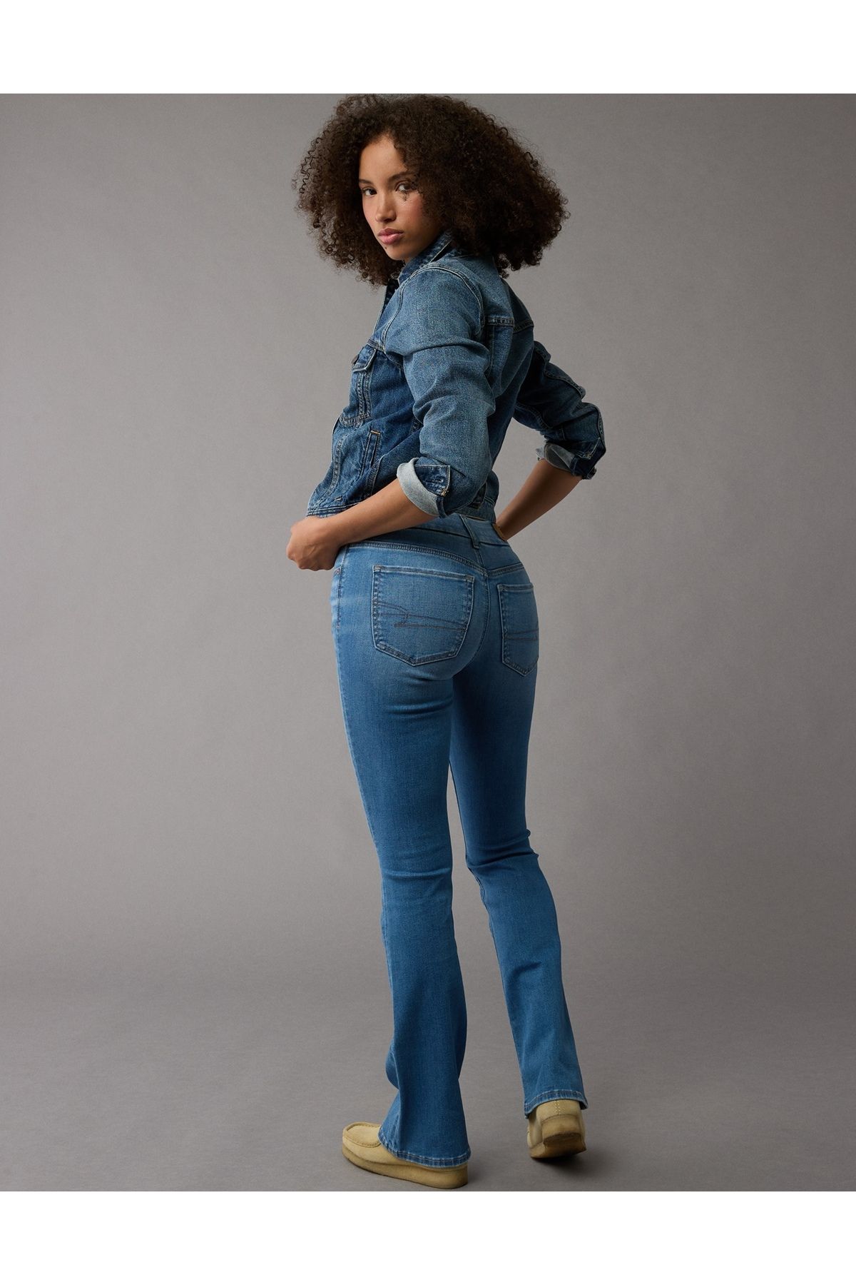 AMERICAN EAGLE-AE Next Level Curvy Low-Rise Kick Bootcut Jean 3