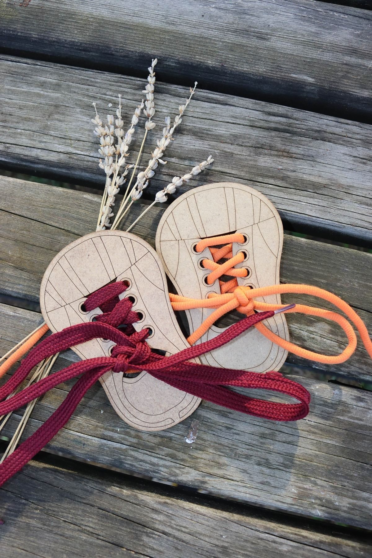 Butik Montessori ,minik Eller Için Ayakkabı Bağlama Eğitici Seti (ÇİFT) 1 Adet Bağcık Hediyemizdir. fotoğrafı 4 (önizleme)