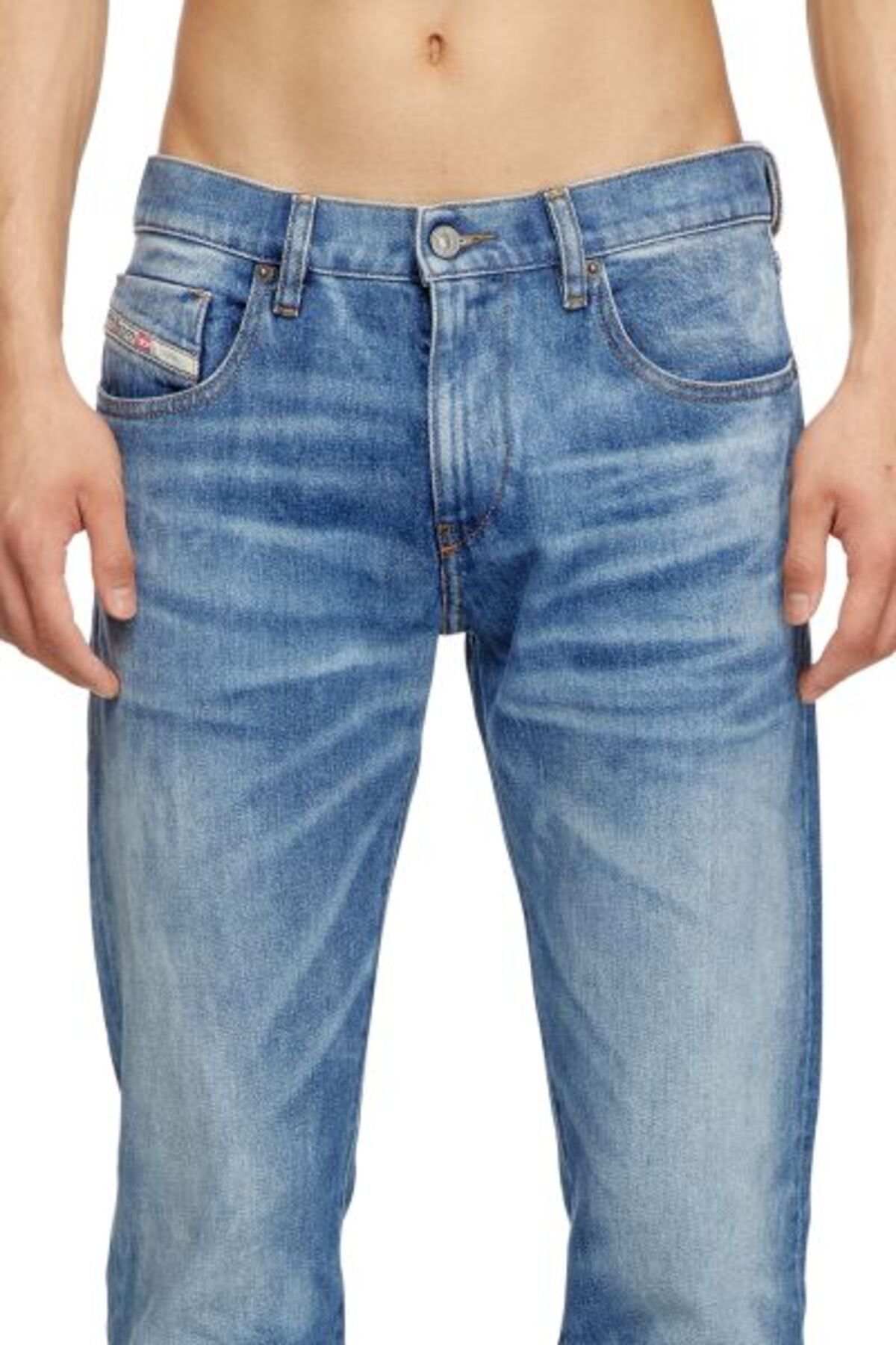 Diesel-2019 D-Strukt 4