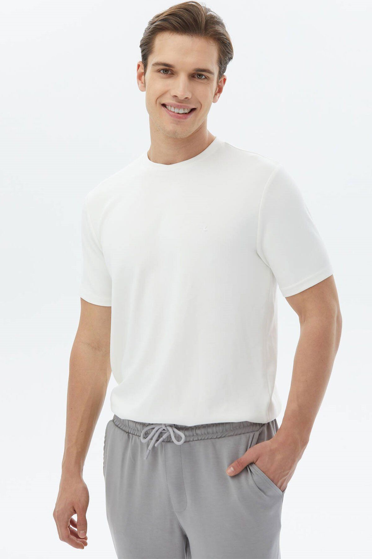 Kip-Ecru Plain Crew Neck T-Shirt 1