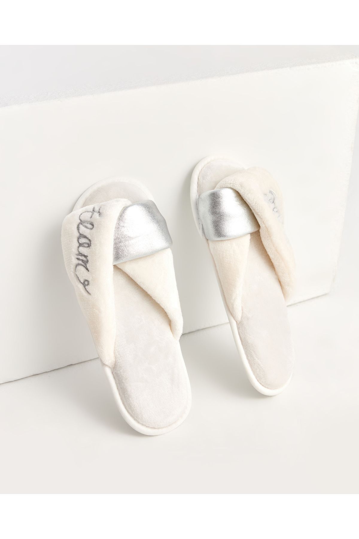 Chirpy-Bride Team - White Women's Slippers with Writing 3