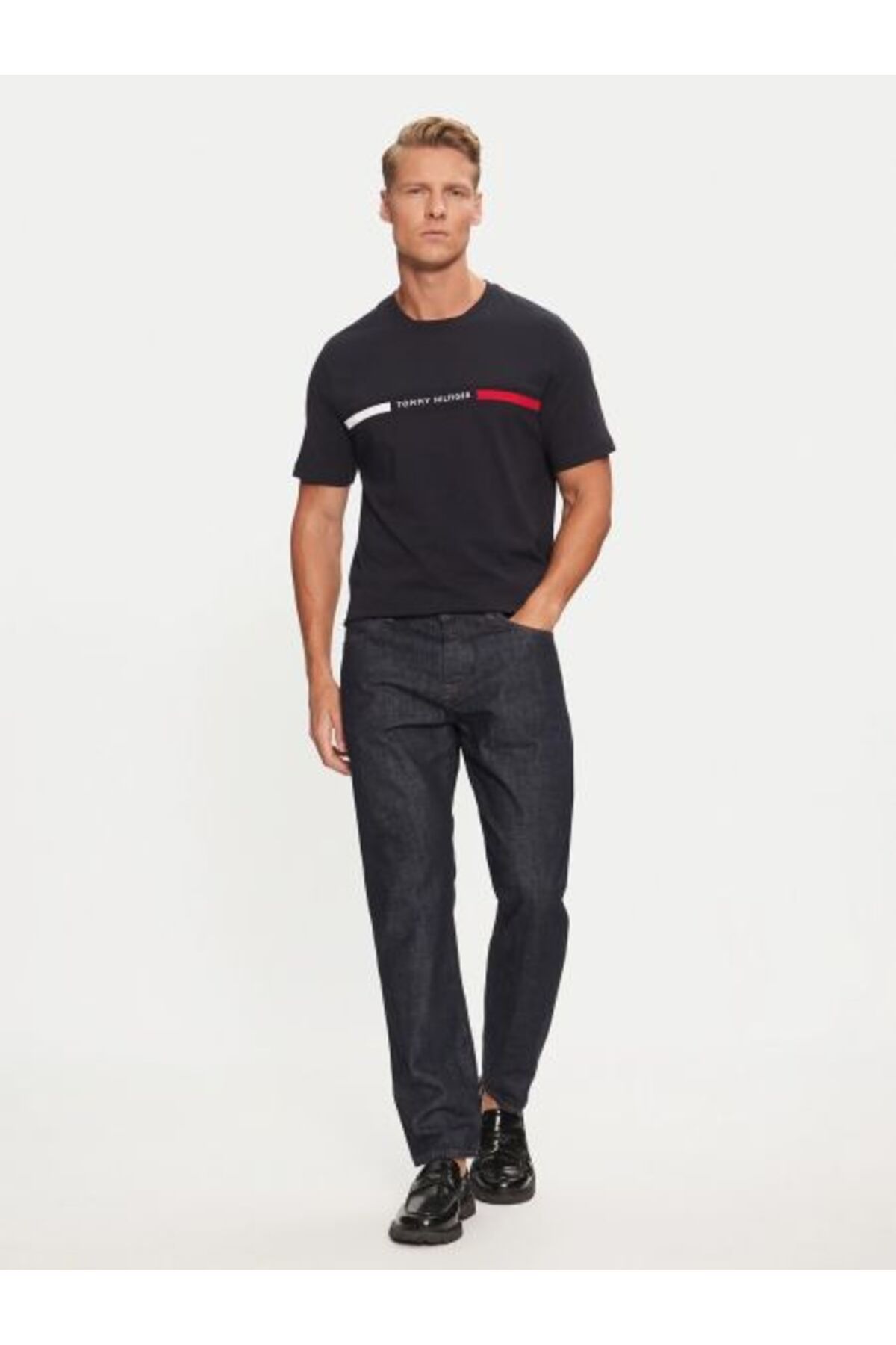 complete the look image