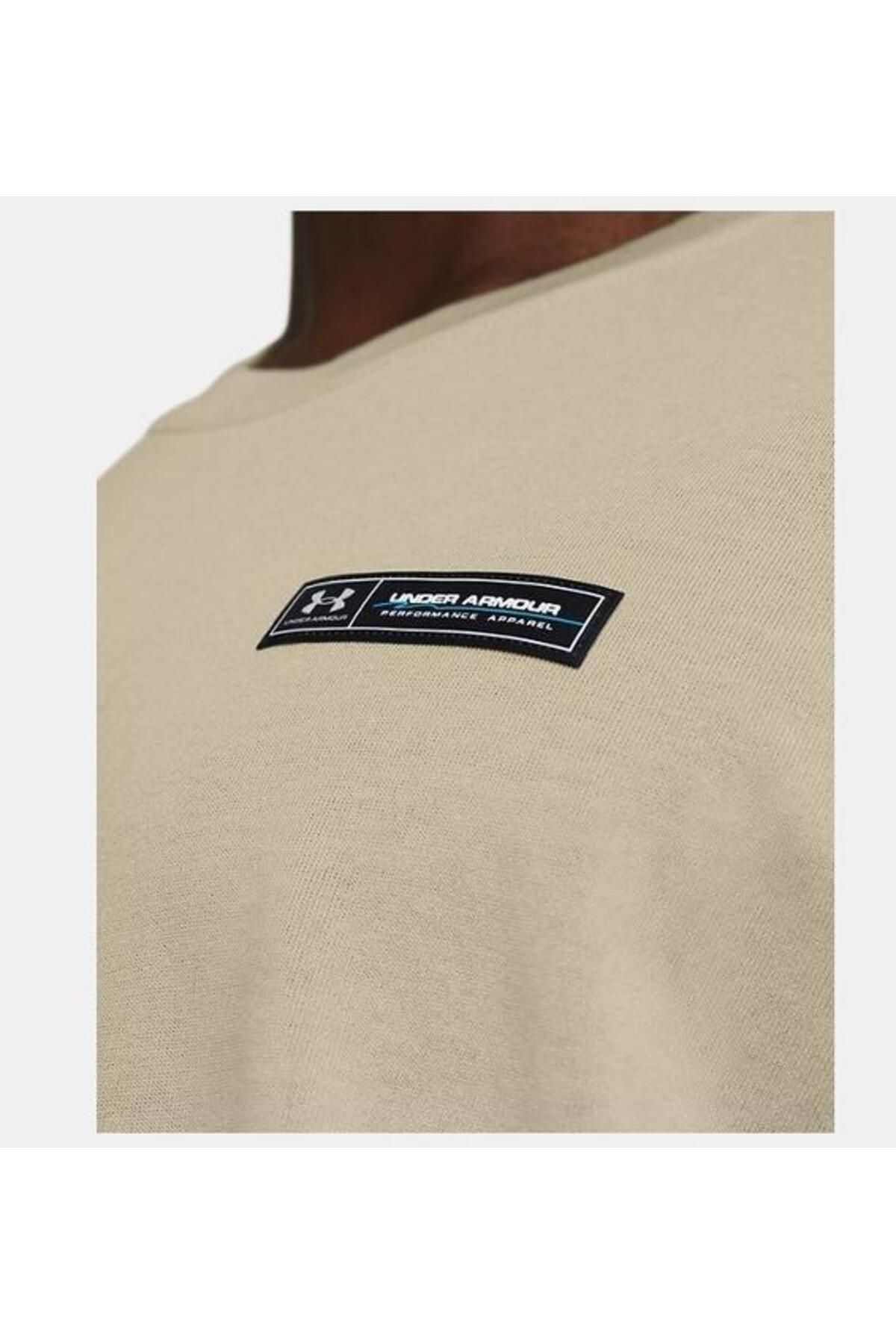 تی شرت سایز بزرگ نود مردانه برچسب زرهی سنگین وزن در UA آستین کوتاه 1382831 289 Under Armour