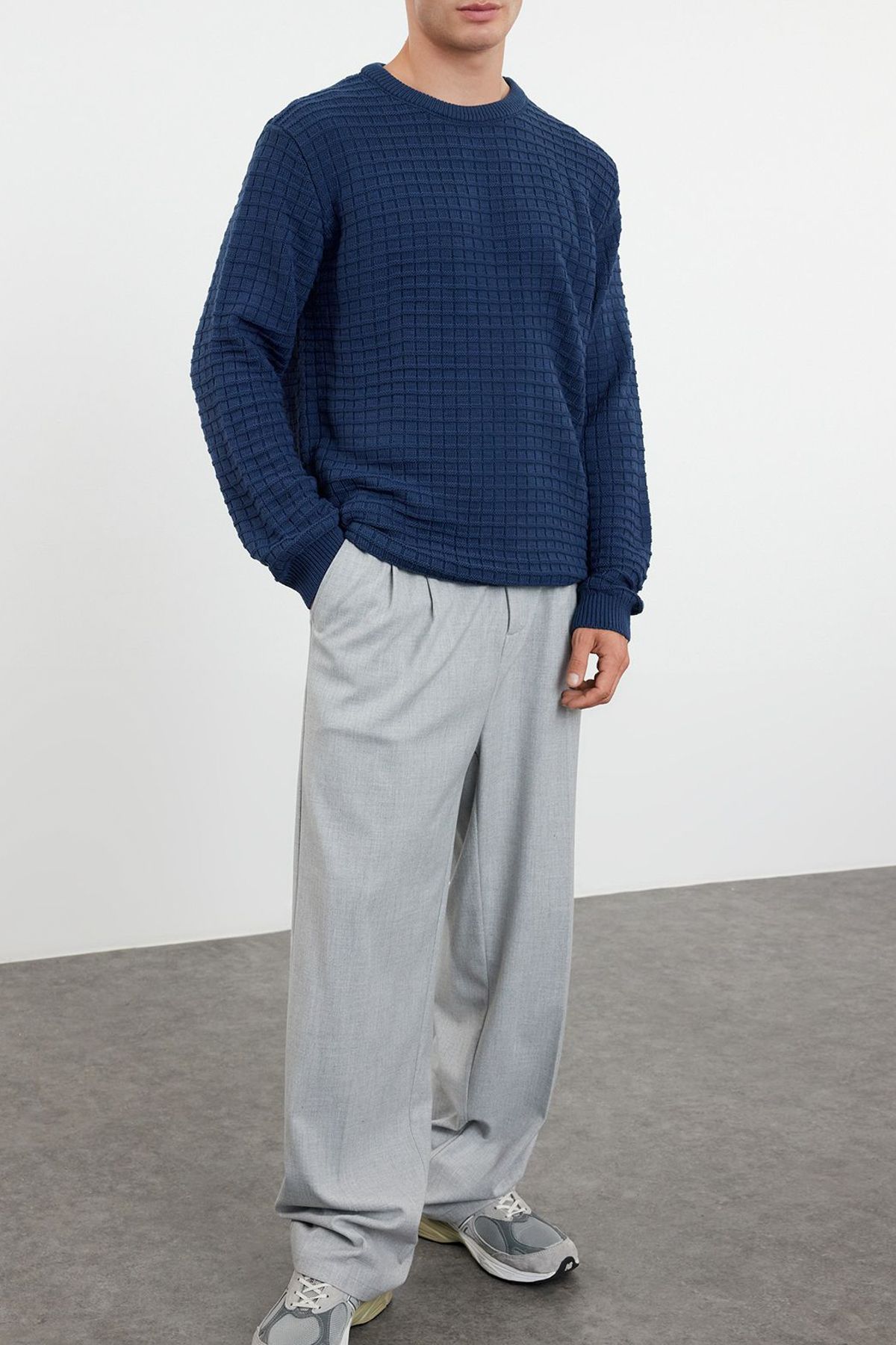 complete the look image