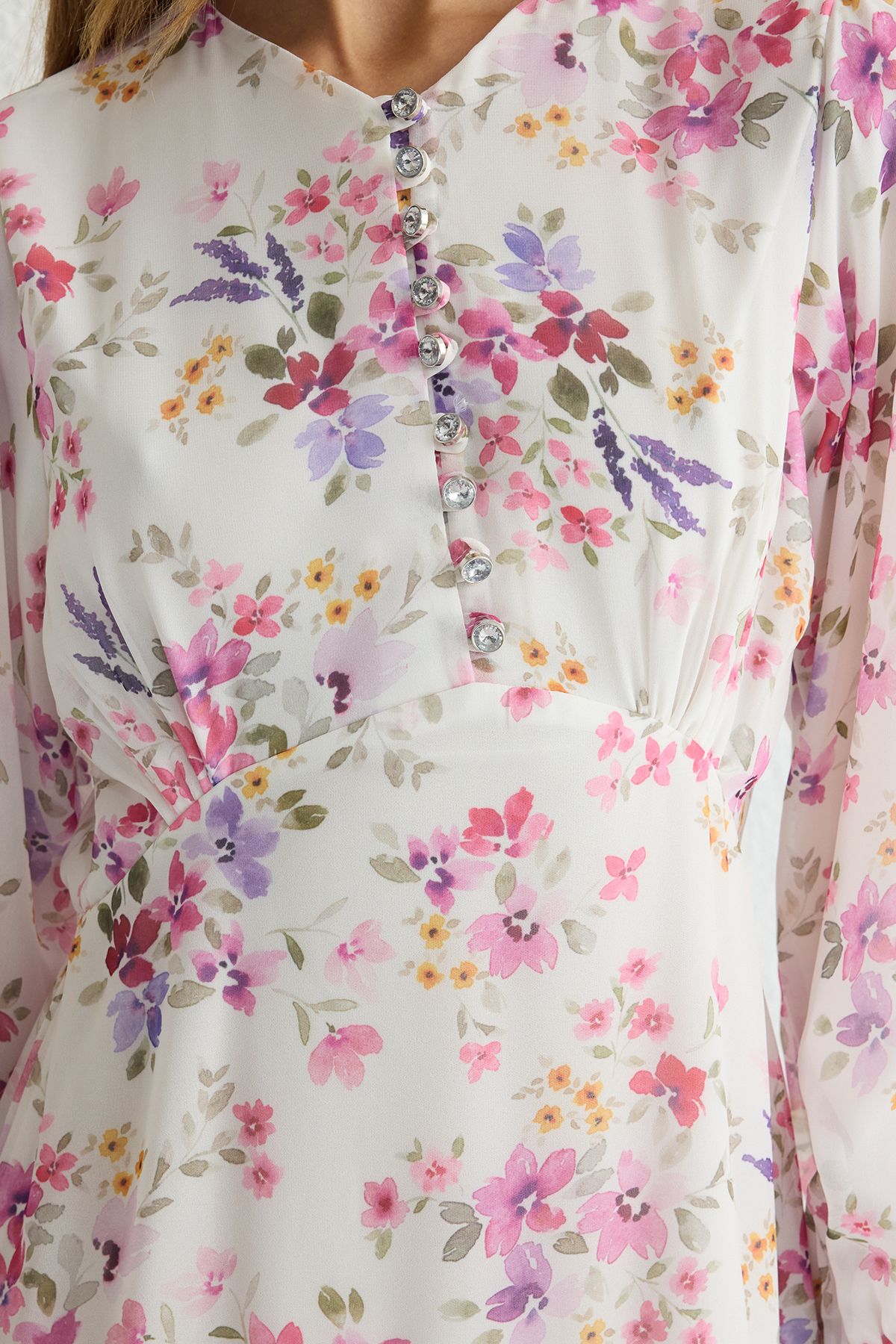 Trendyol Modest-Ecru květinový potisk tkané šifonové šaty Tctss25Eb00036 5