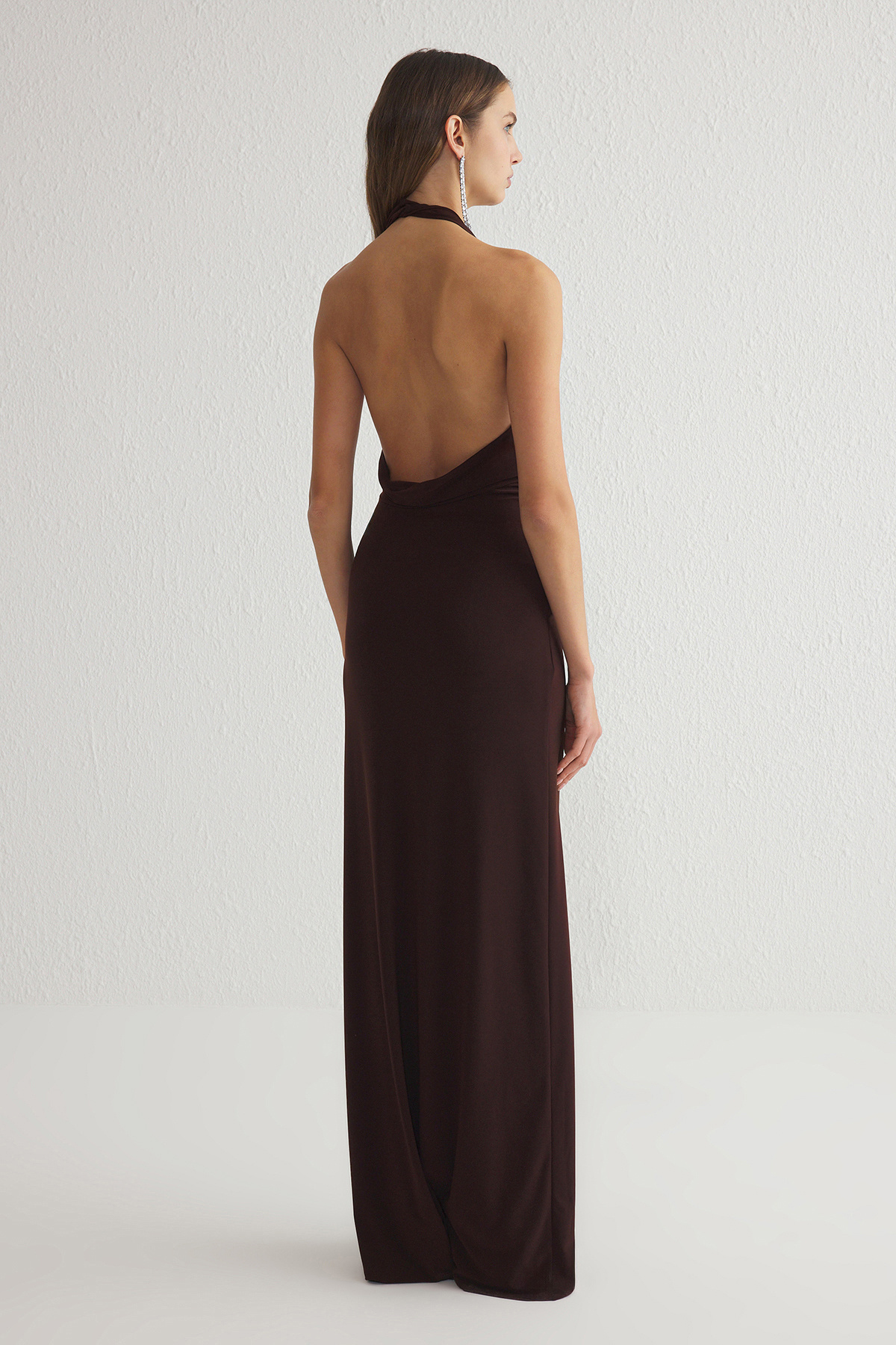 Trendyol Collection-Braunes, detailliertes, gestricktes, langes, stilvolles Abendkleid für die Nacht, Abschlusskleid TPRSS25AE00014 5