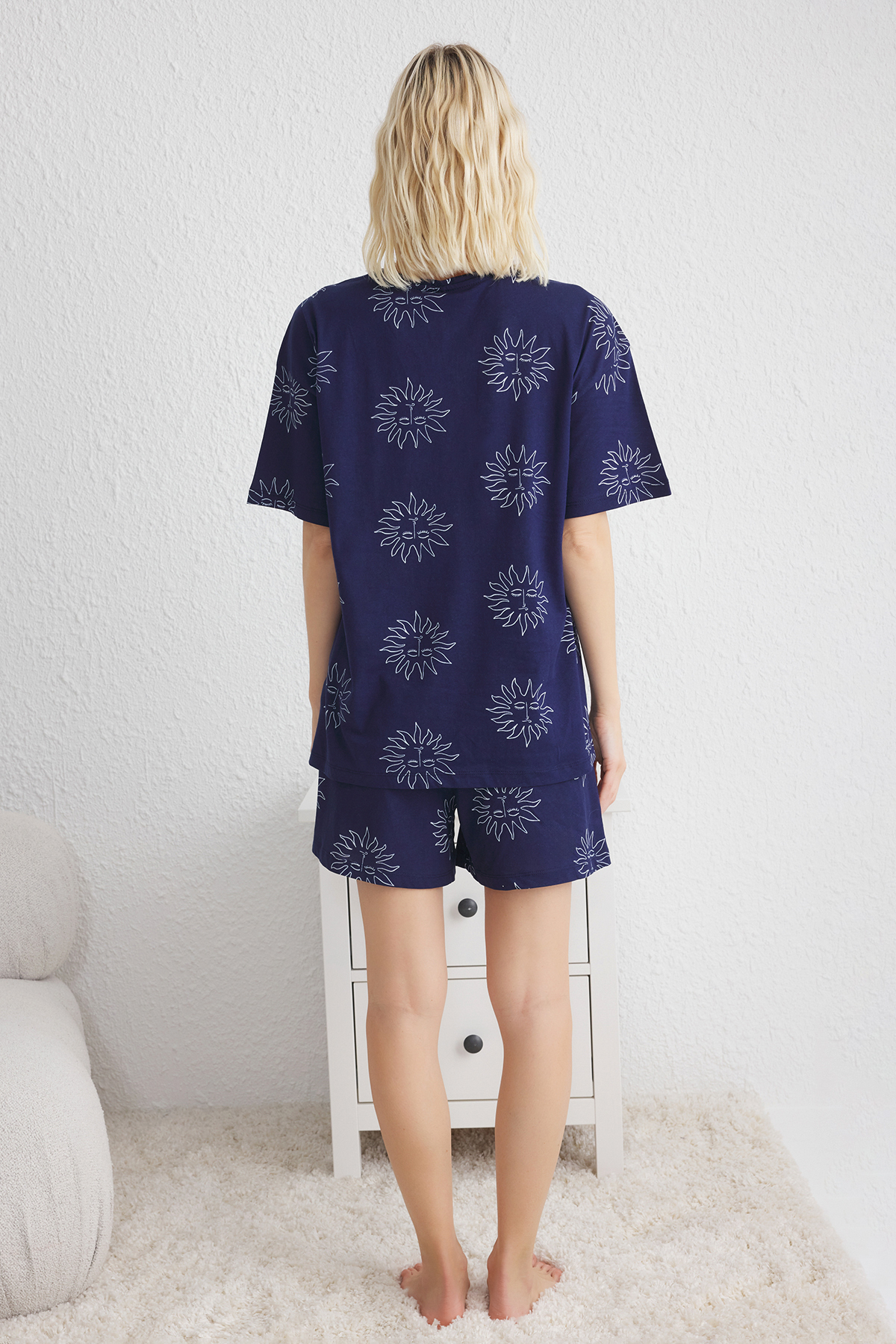 Trendyolmilla  Lacivert %100 Pamuklu Güneş Desenli Şortlu Örme Pijama Takımı THMSS25PT00139 - Görsel 7