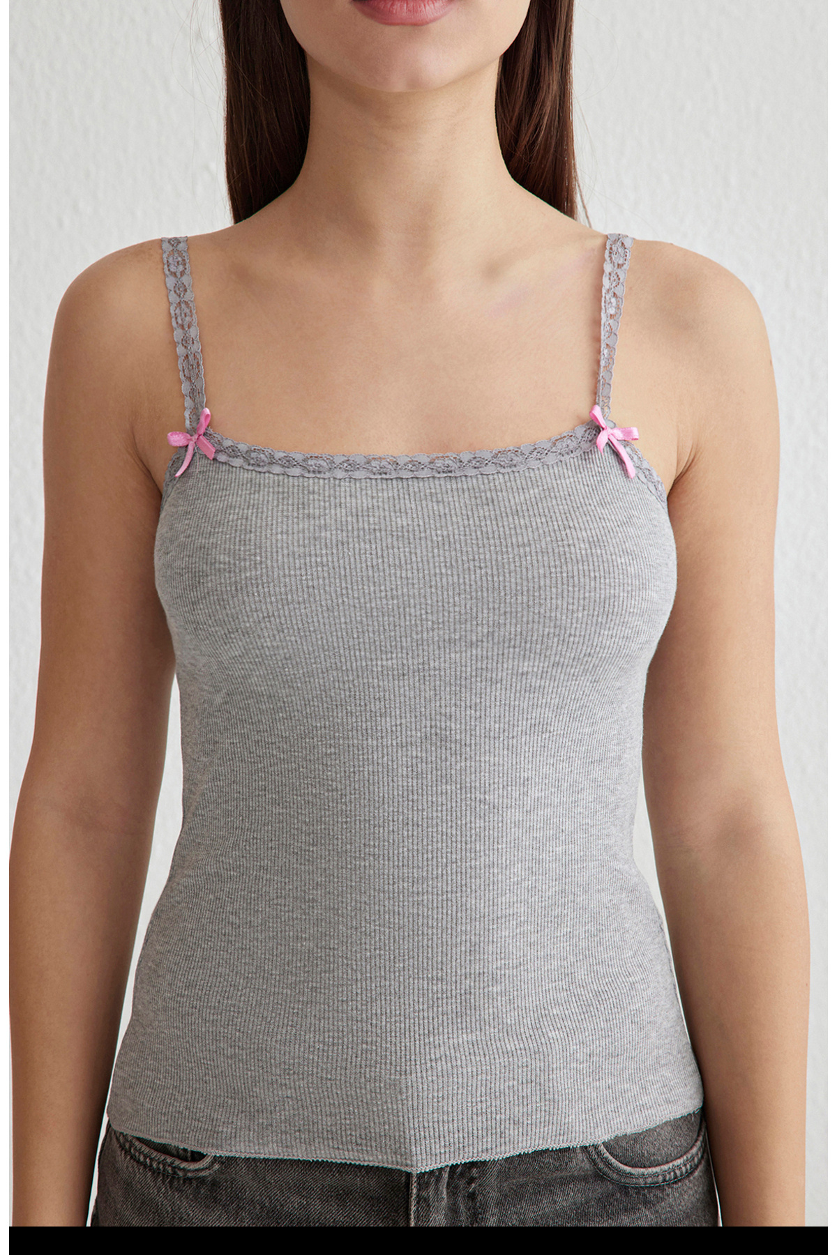 Trendyol Collection-Flexibles graues Melange-Strick-Unterhemd mit Schleife – sitzend am Körper, TWOSS25AL00005 3