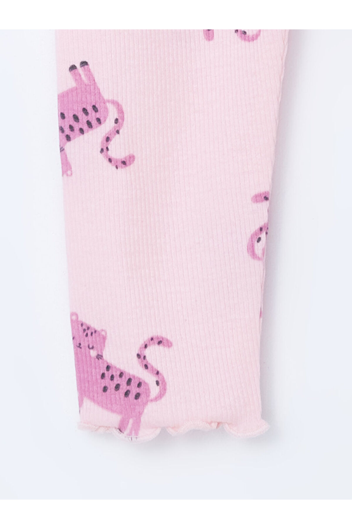 LC Waikiki GiyÇık Store den Pembe Bisiklet Yaka Baskılı Kız Bebek Pijama Takım fotoğrafı 6 (önizleme)