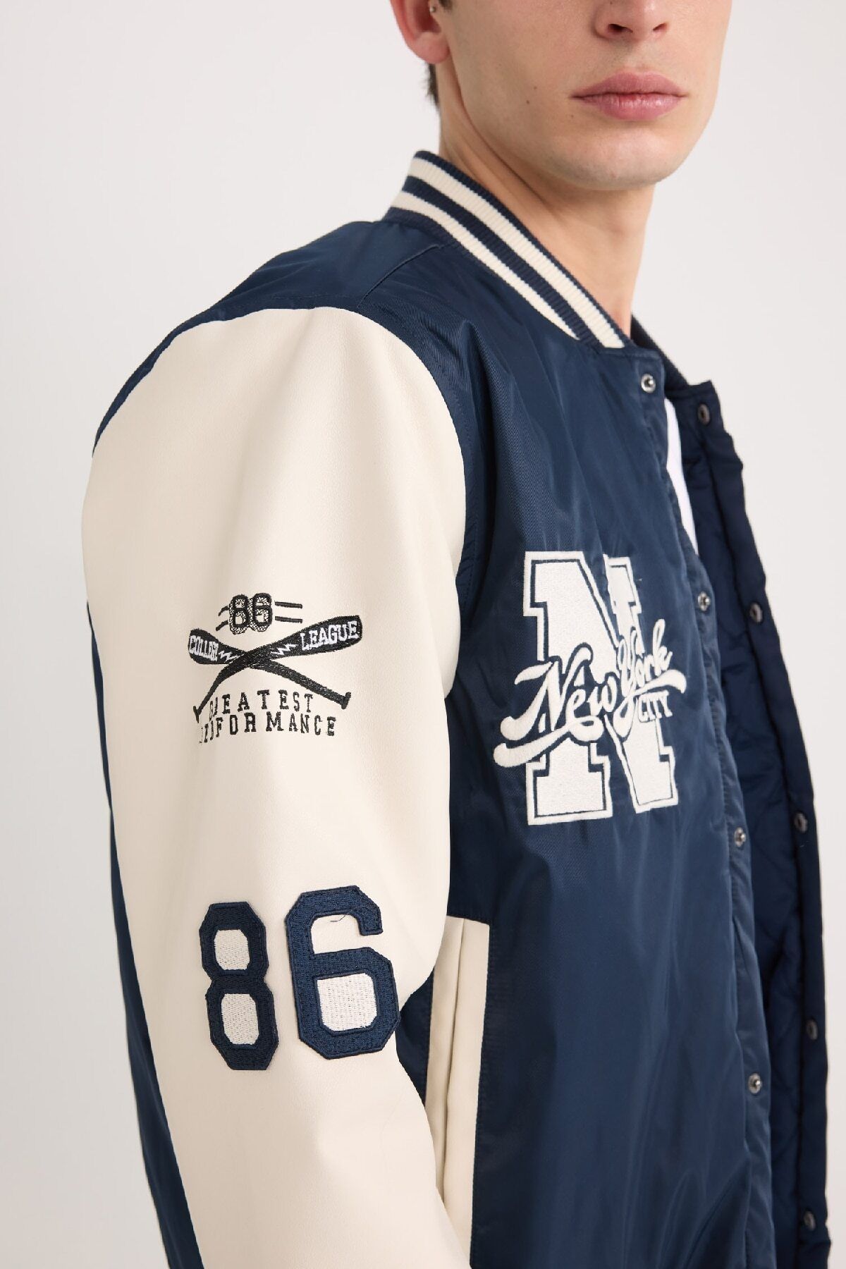 DeFacto-Oversize Embroidered Bomber Coat - College Collar, Pocket, Snap Closure D6304Ax25Sp 5