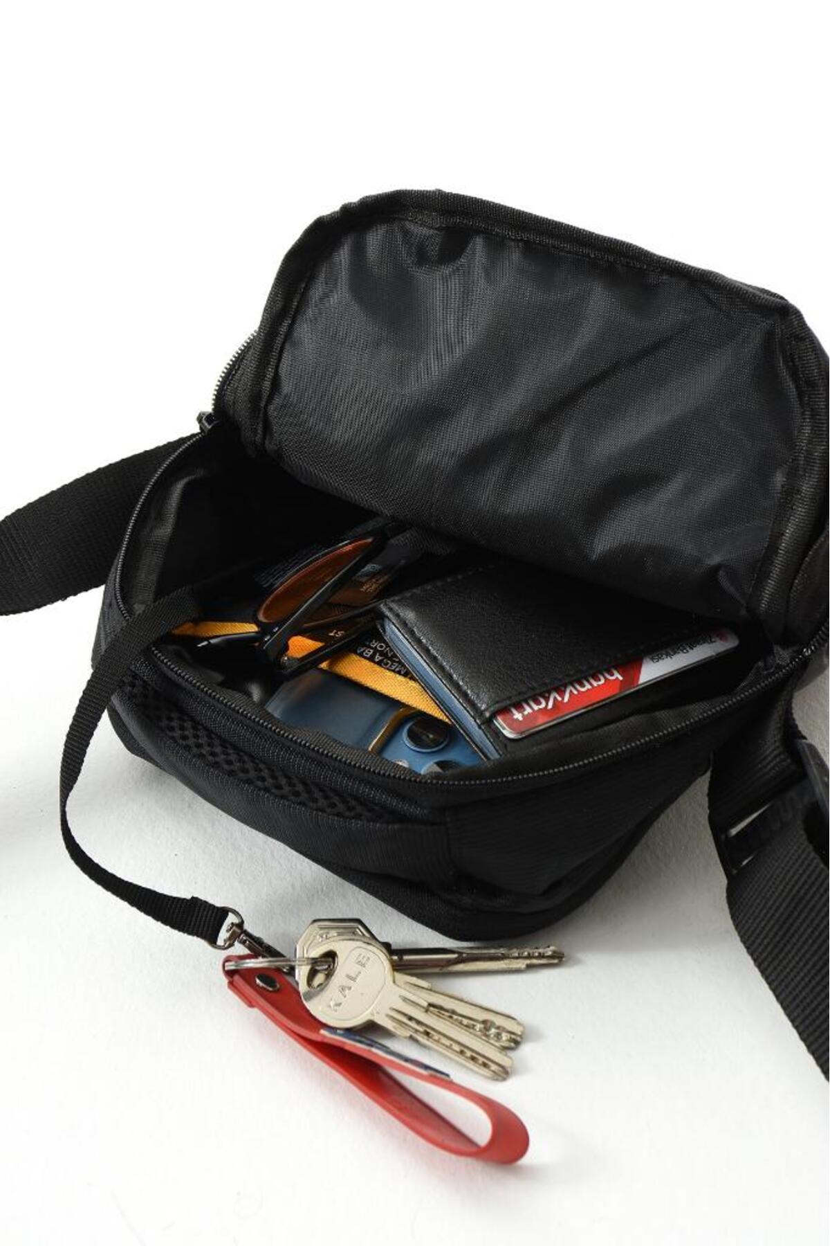 Baginn Erkek Omuz Çantası Elde Tutma 23*14 Cm Çapraz Askılı Postacı Çantası Mega Çanta Paraşüt Kumaş görsel 3