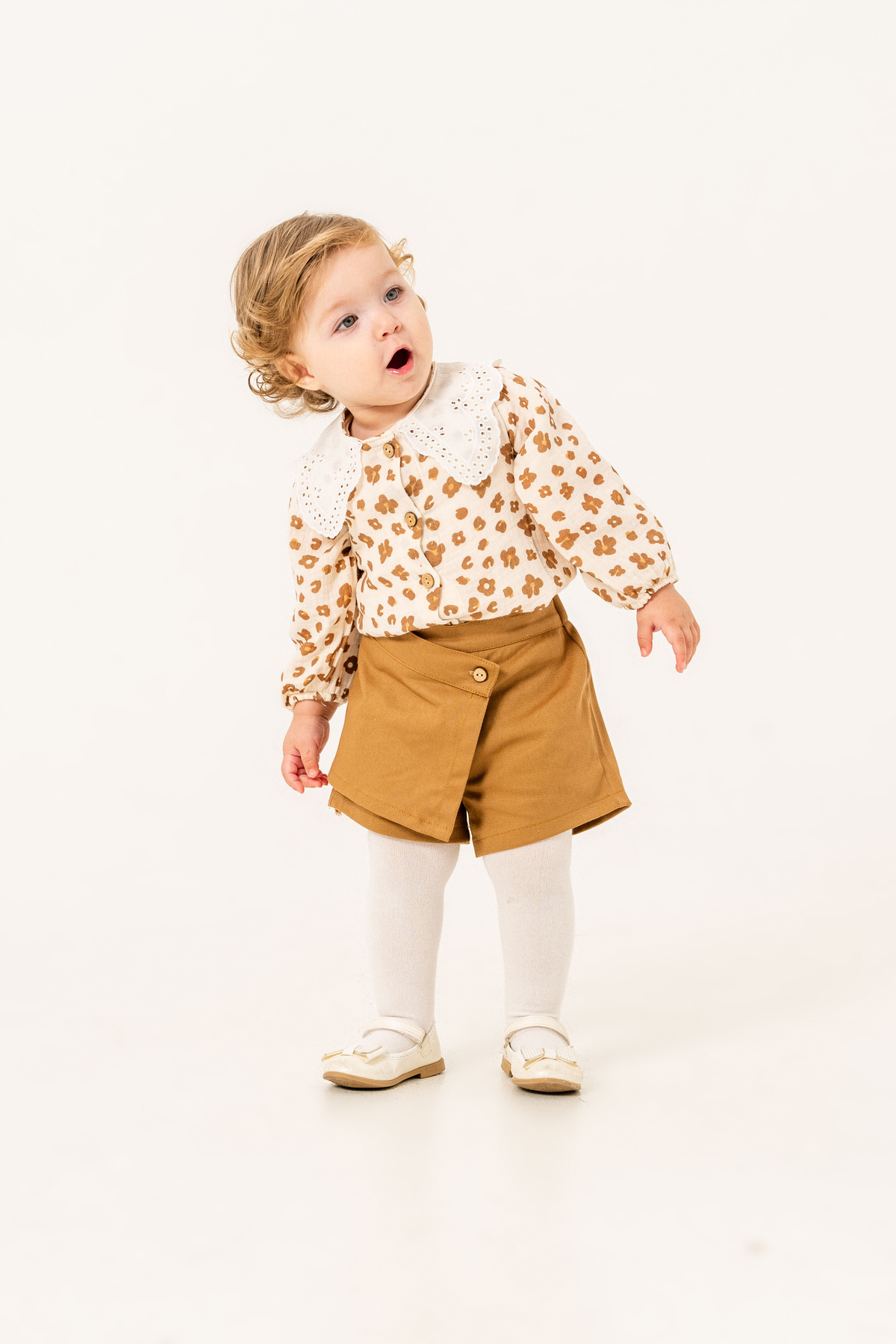 JNF kids Kız Bebek Şort Etekli Takım Külotlu Çorap Hediyeli fotoğrafı 4 (önizleme)