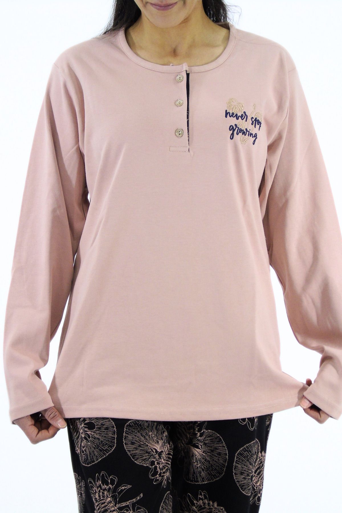 mefa-Patterned Interlock Pajama Set 3
