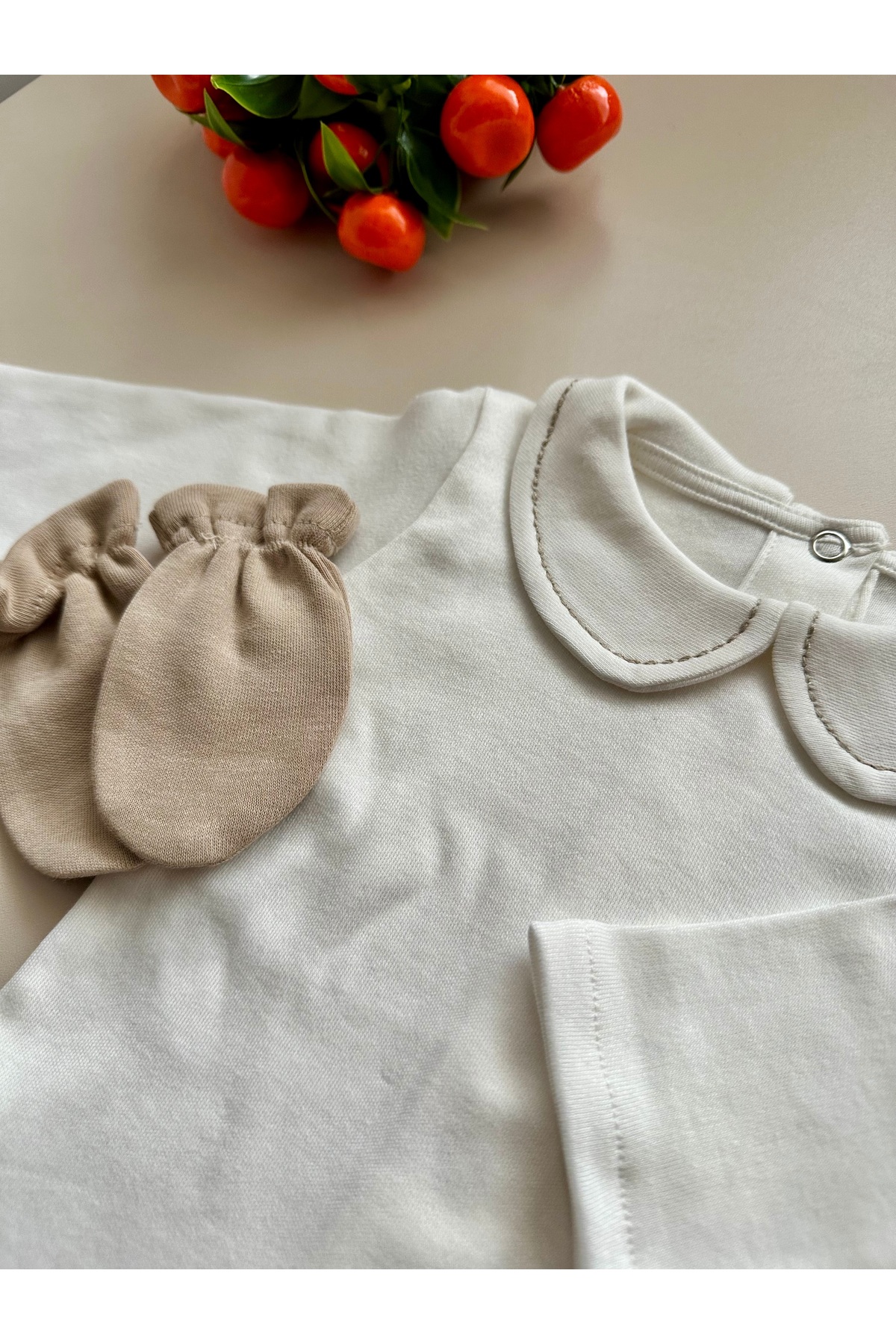 Mama Miel Baby Sütlü Kahve Hastane Çıkışı Set (Body, Pantolon, Bere, Eldiven) fotoğrafı 3 (önizleme)