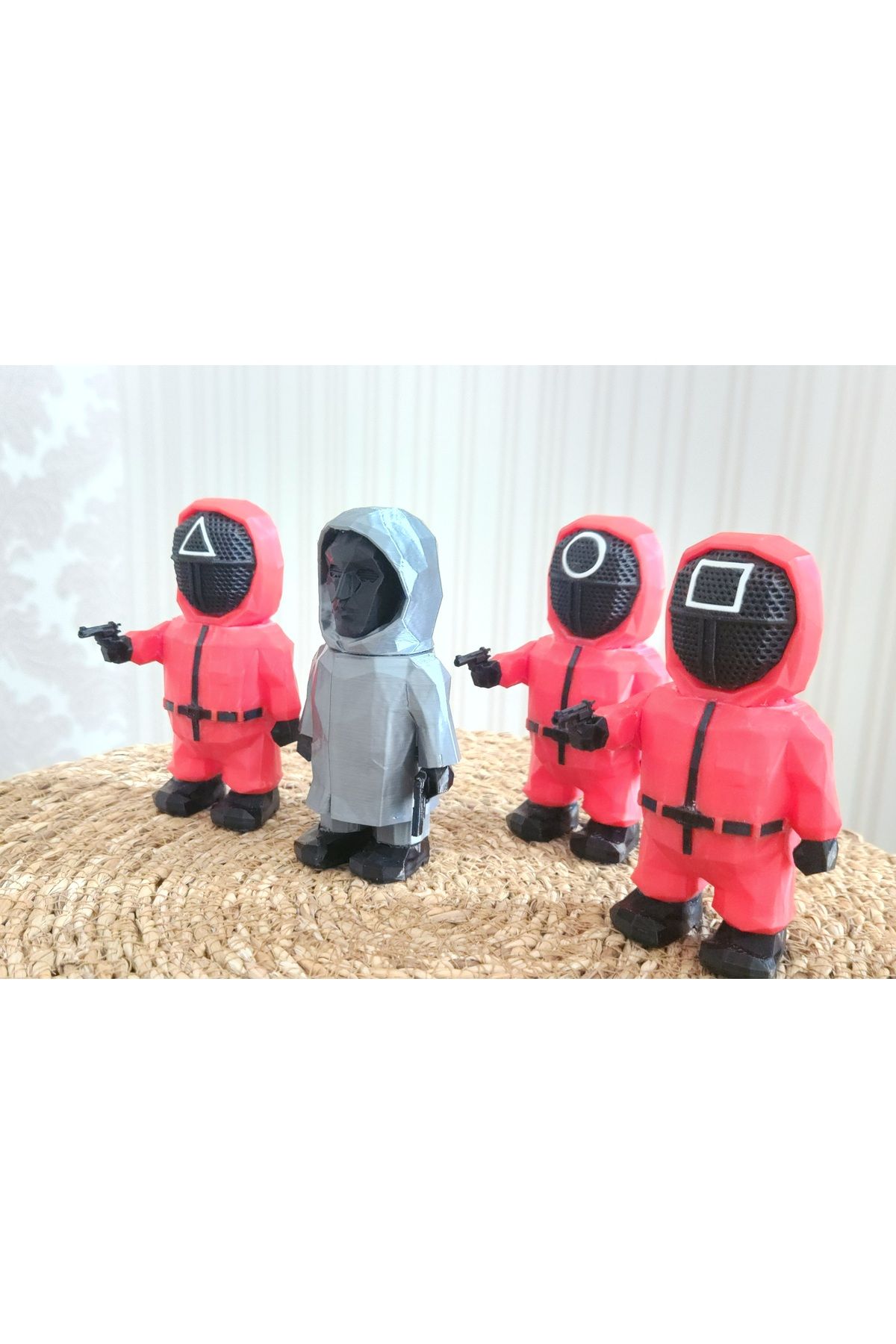 TAWGAN-Squid Game Head Manager and Guards Figure Set 2