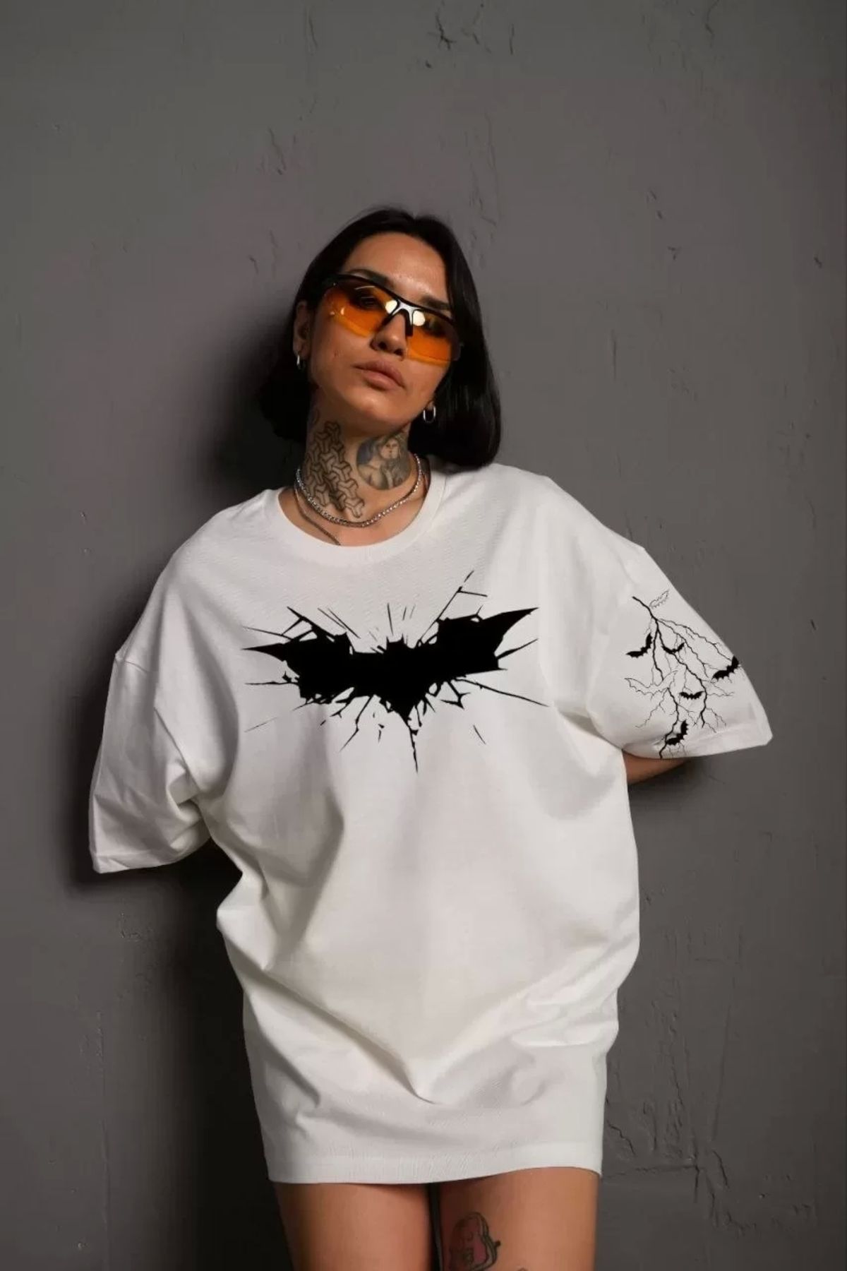 AE Stil Unisex Ön ve Kol Baskılı Oversize T-shirt - Beyaz