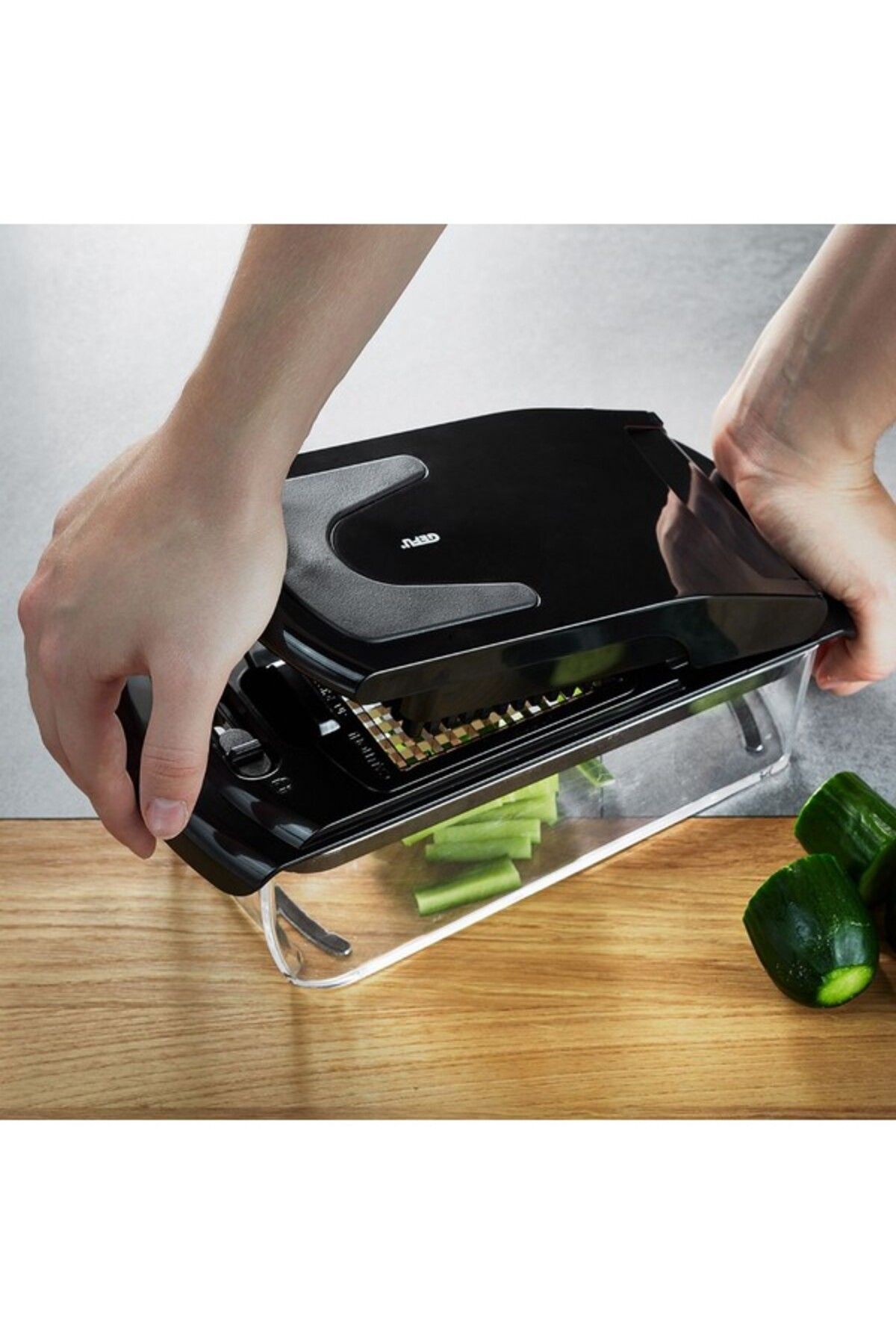 GEFU-Treppo Versatile Extra Sharp Blade Cube and Stick Cutter 7