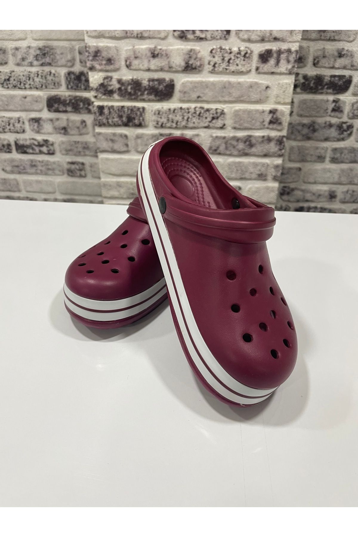 MODA Akınal Crox Unisex Bordo Doktor Hemşire Aşçı Günlük Terlik