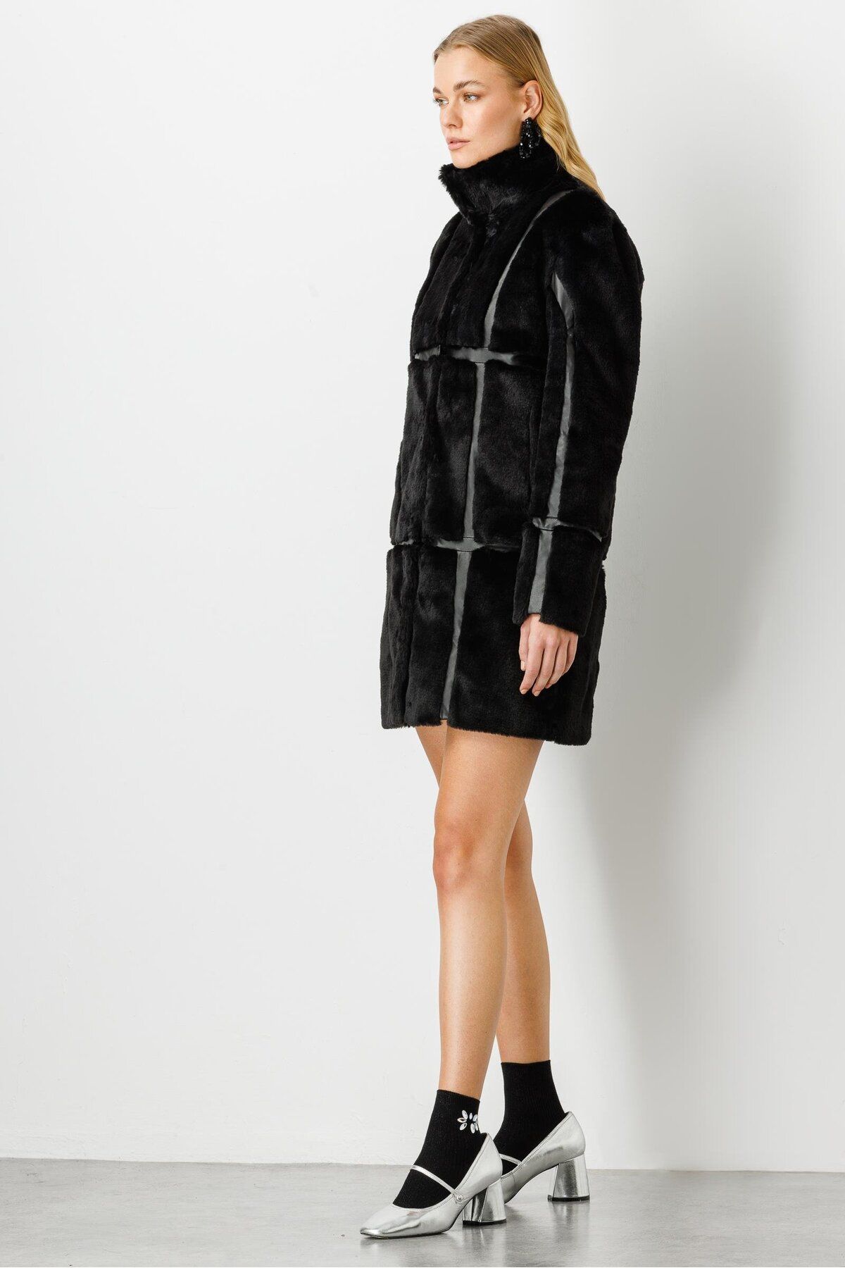 Moda İlgi-Modailgi Stripe Detailed Fur Coat Black 5