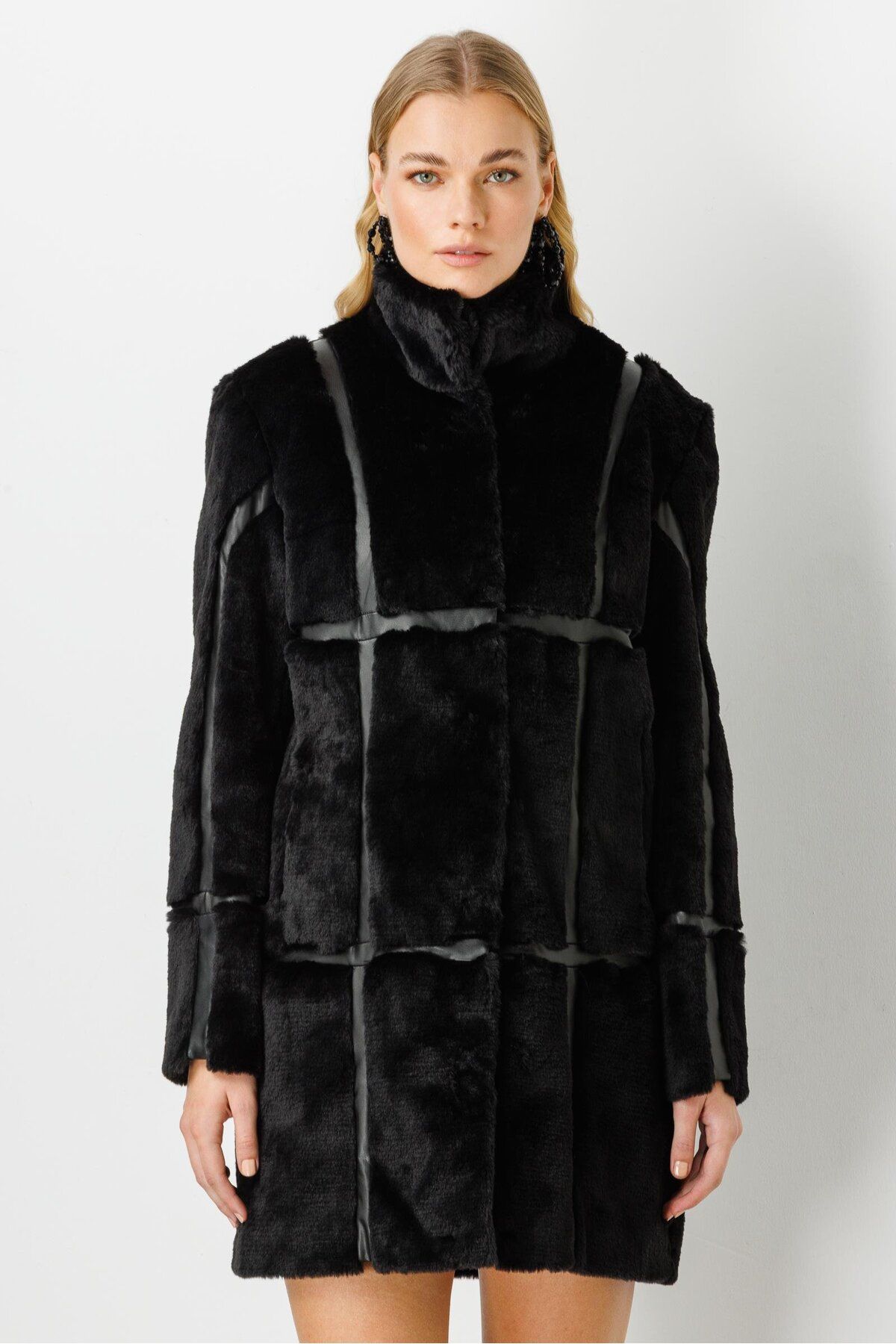 Moda İlgi-Modailgi Stripe Detailed Fur Coat Black 3