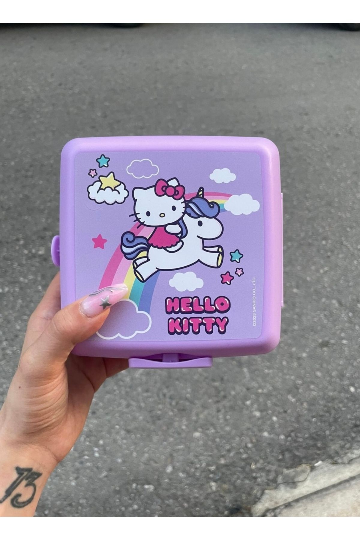 Almira Kitty Mor 4 Bölmeli Çatal Ve Kaşıklı Çok Amaçlı Beslenme Kutusu